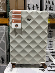 Luan Luggage 28in Spinner U1