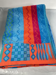Kirkland Signature Beach Towel Multi Color Size 40 in x 72 in or 101 cm x 192 cm U1