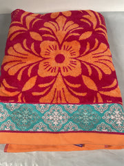 Kirkland Signature Beach Towel Orange and Pink Size 40 in x 72 in or 101 cm x 192 cm U1 U1