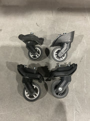 Samsonite Winfield 3 DLX Carry-on Set of 4 Wheels U20