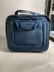 Solo Wheeled Briefcase Blue 17 In U1