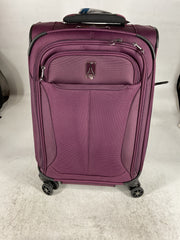 Travelpro Tourlite Softside Expandable Luggage with 4 Spinner Wheels, Lightweight Suitcase, Men and Women Black Carry On 21 Inch U2