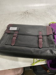Ted Baker Tonal Leather Messenger Bag ( Black , One Size ) Black One Size U1