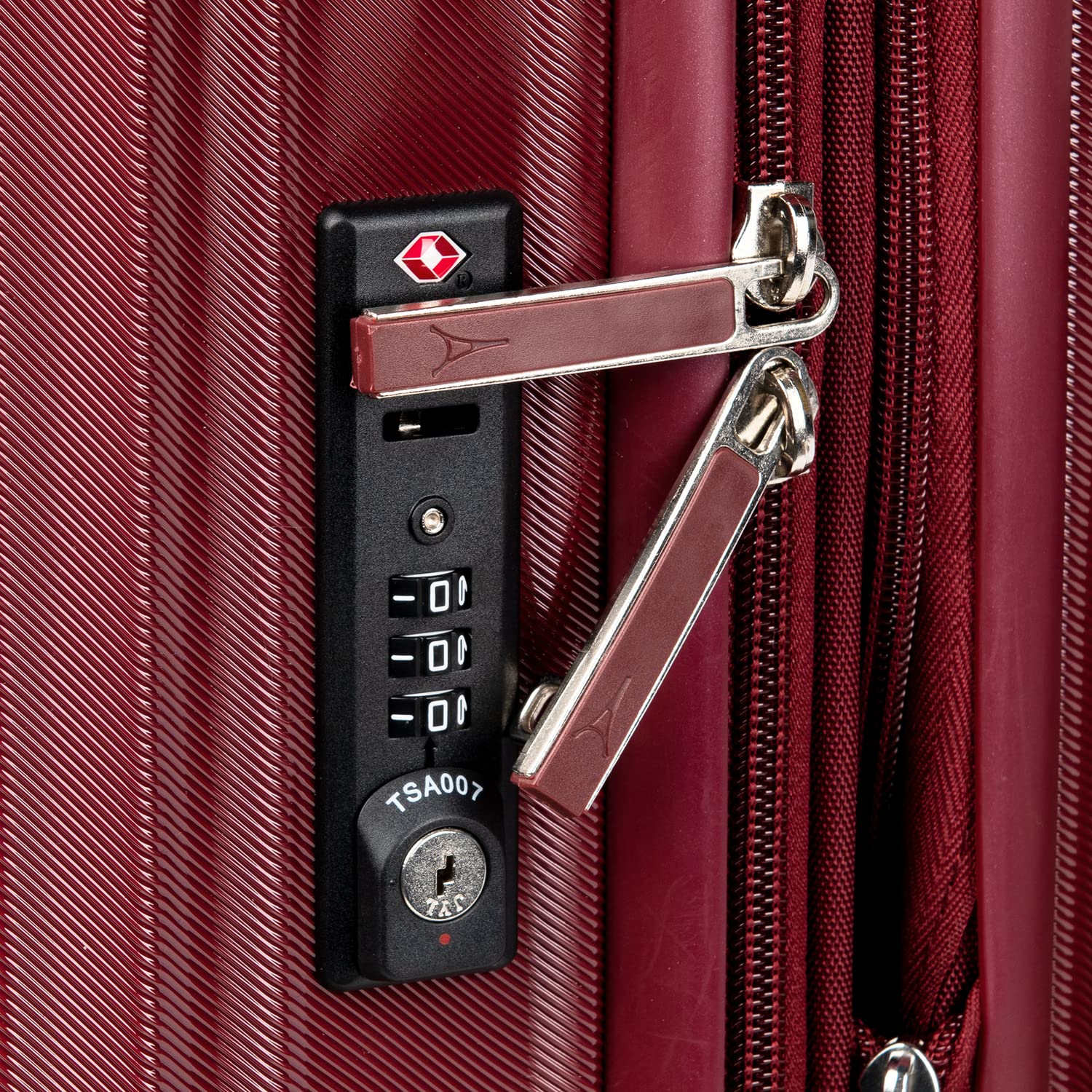 Travelpro Maxlite Air Hardside Expandable Luggage, 8 Spinner Wheels, Lightweight Hard Shell Polycarbonate ( Cabernet , Carry-On 21-Inch ) Cabernet Carry On 21 Inch U11