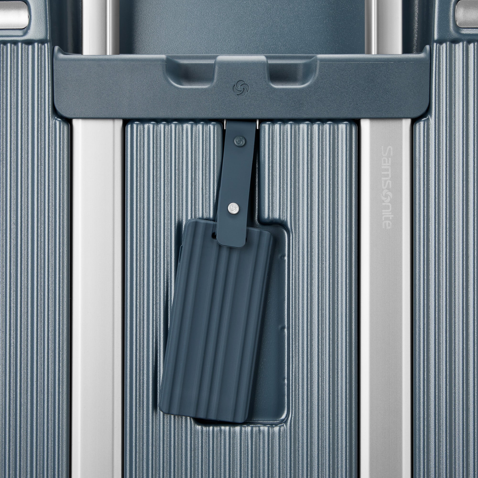Samsonite Silhouette 18 Hardside Carry-On Expandable Spinner ( Metallic Silver , One Size ) Metallic Silver One Size U2