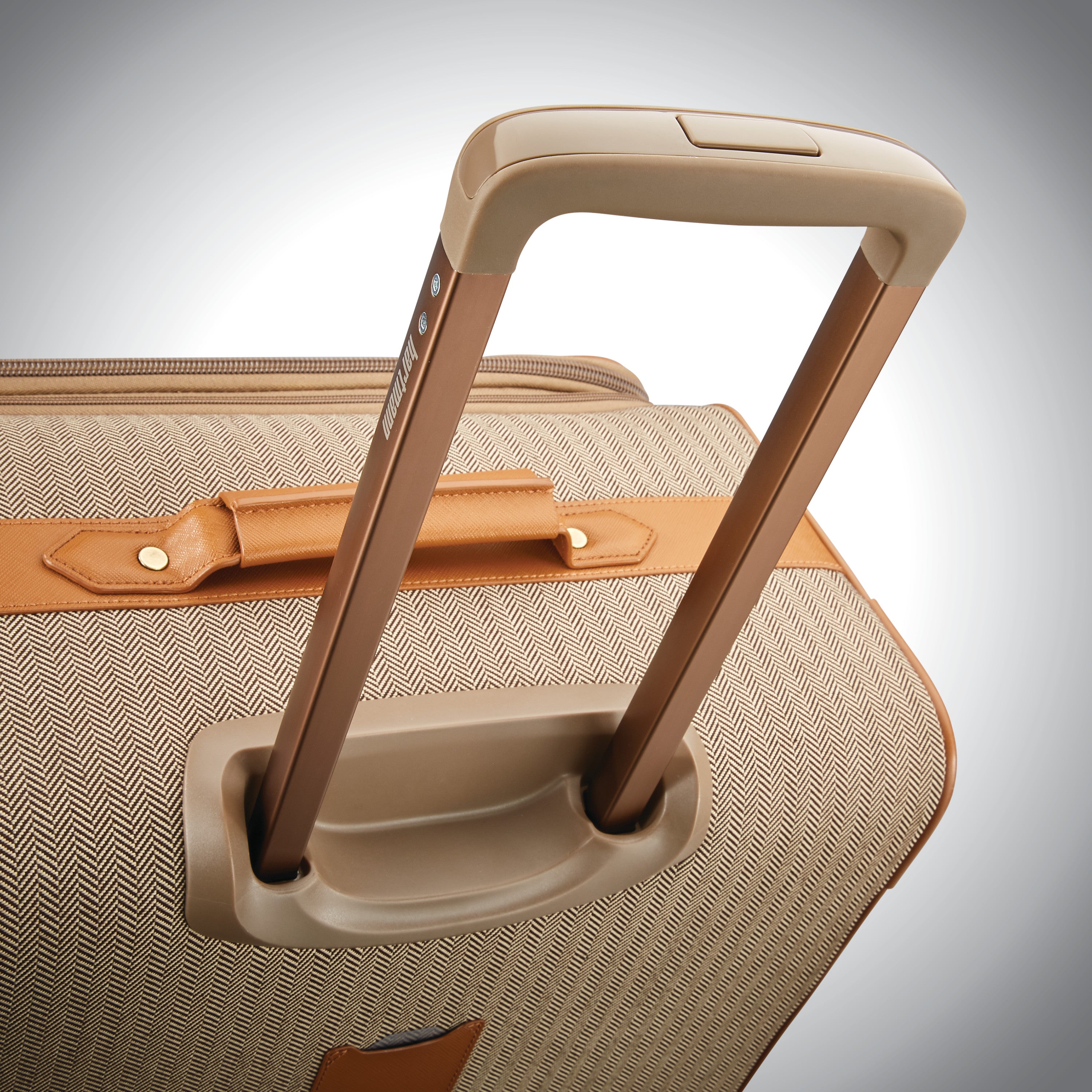 Hartmann Herringbone Deluxe Medium Journey Expandable Spinner ( Terracotta Herringbone , One Size ) Terracotta Herringbone One Size U1