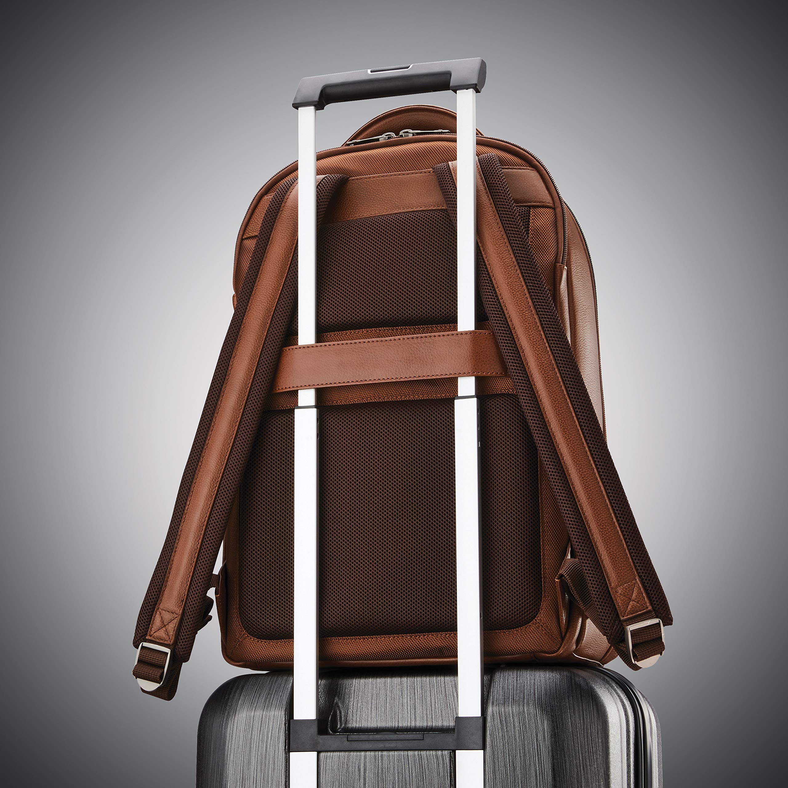 Samsonite Classic Leather Backpack ( Brown , One Size ) Brown One Size U1
