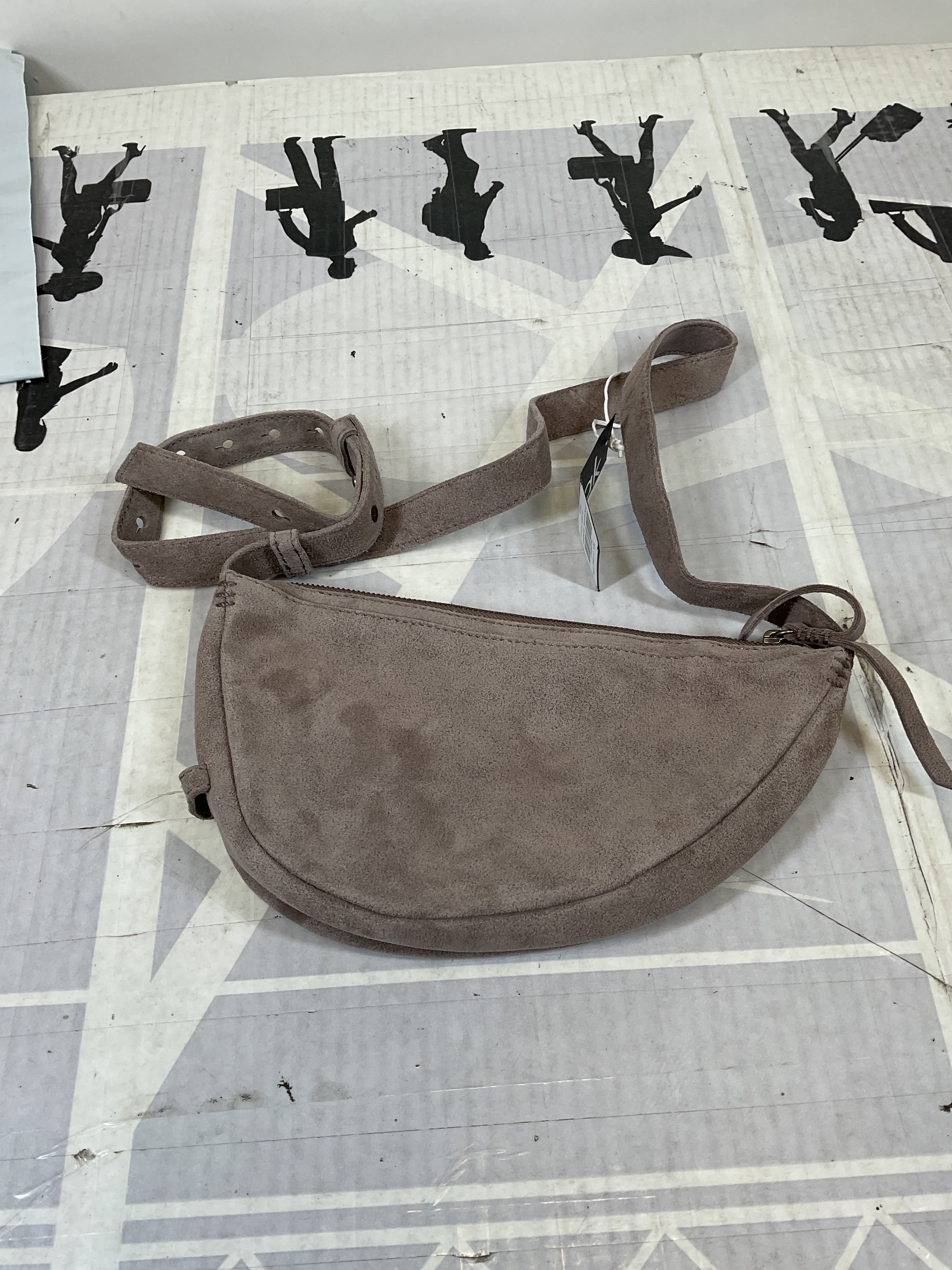 The Sak Tess Sling - Women's Small Crossbody Bag with Zipper Closure Mushroom Suede Medium U1