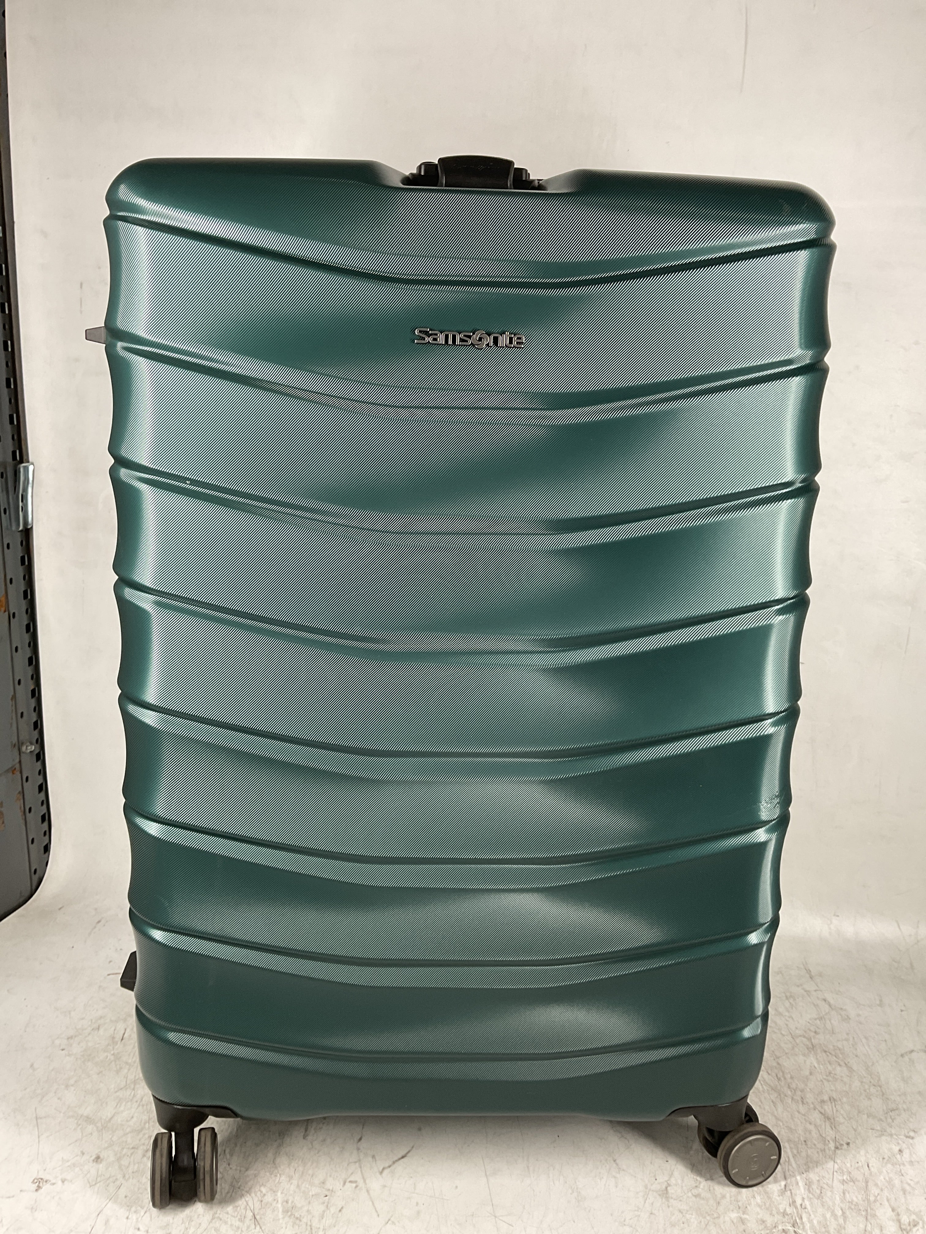 Samsonite Amplitude Two Hardside 2 Piece Luggage Set - Emerald Green Emerald Green  U1