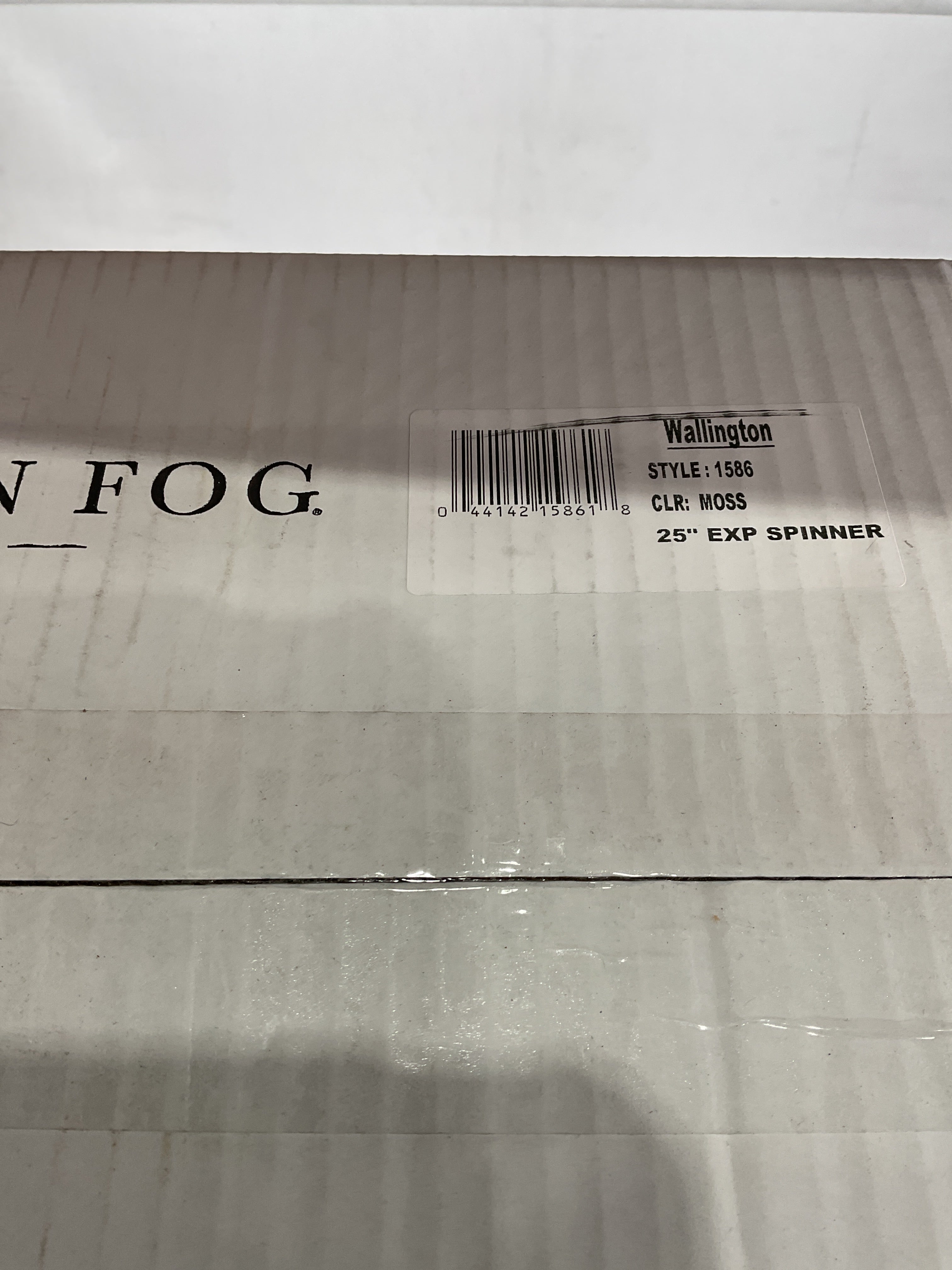 London Fog Wallington Moss 25" Expandable Spinner Moss 25" U1