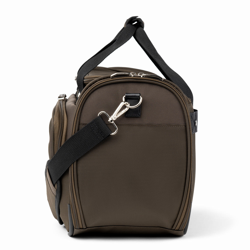 Travelpro Maxlite 5 Softside Lightweight Underseat Carry-On Travel Tote, Overnight Weekender Bag, Men and Women ( Mocha , 18-Inch ) Mocha 18 Inch U12