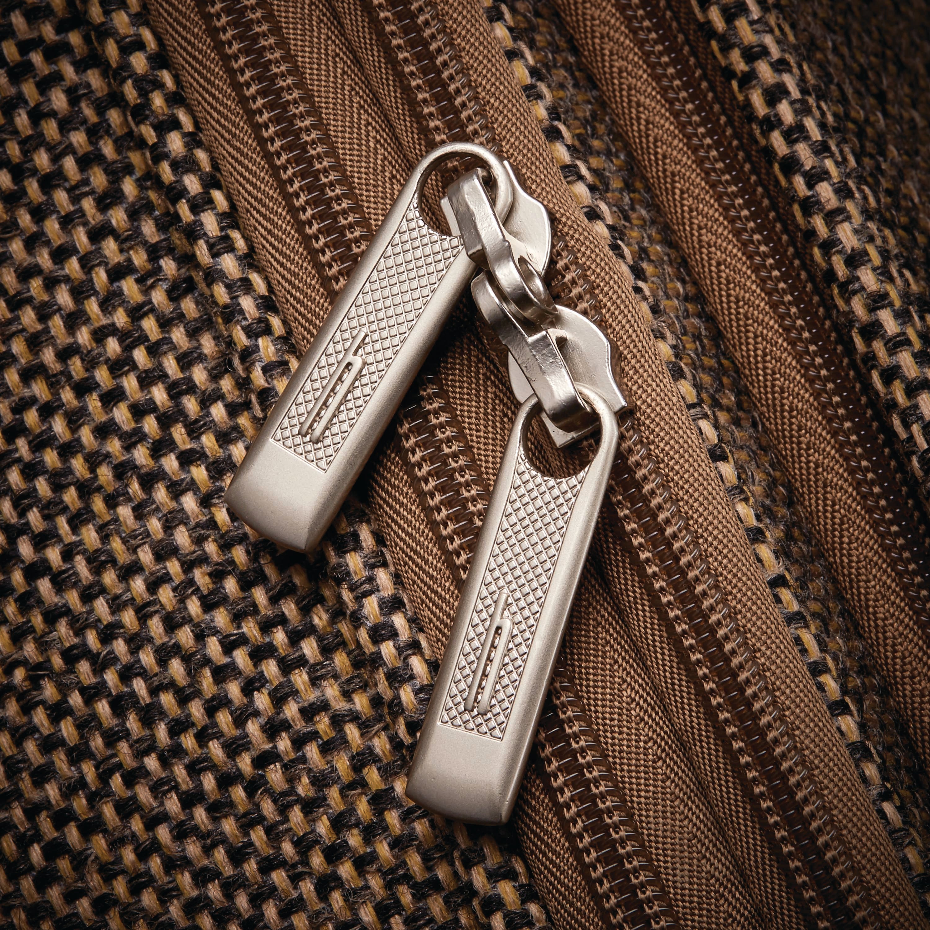 Hartmann Tweed Legend Domestic Carry On Expandable Spinner Natural Tweed  U1