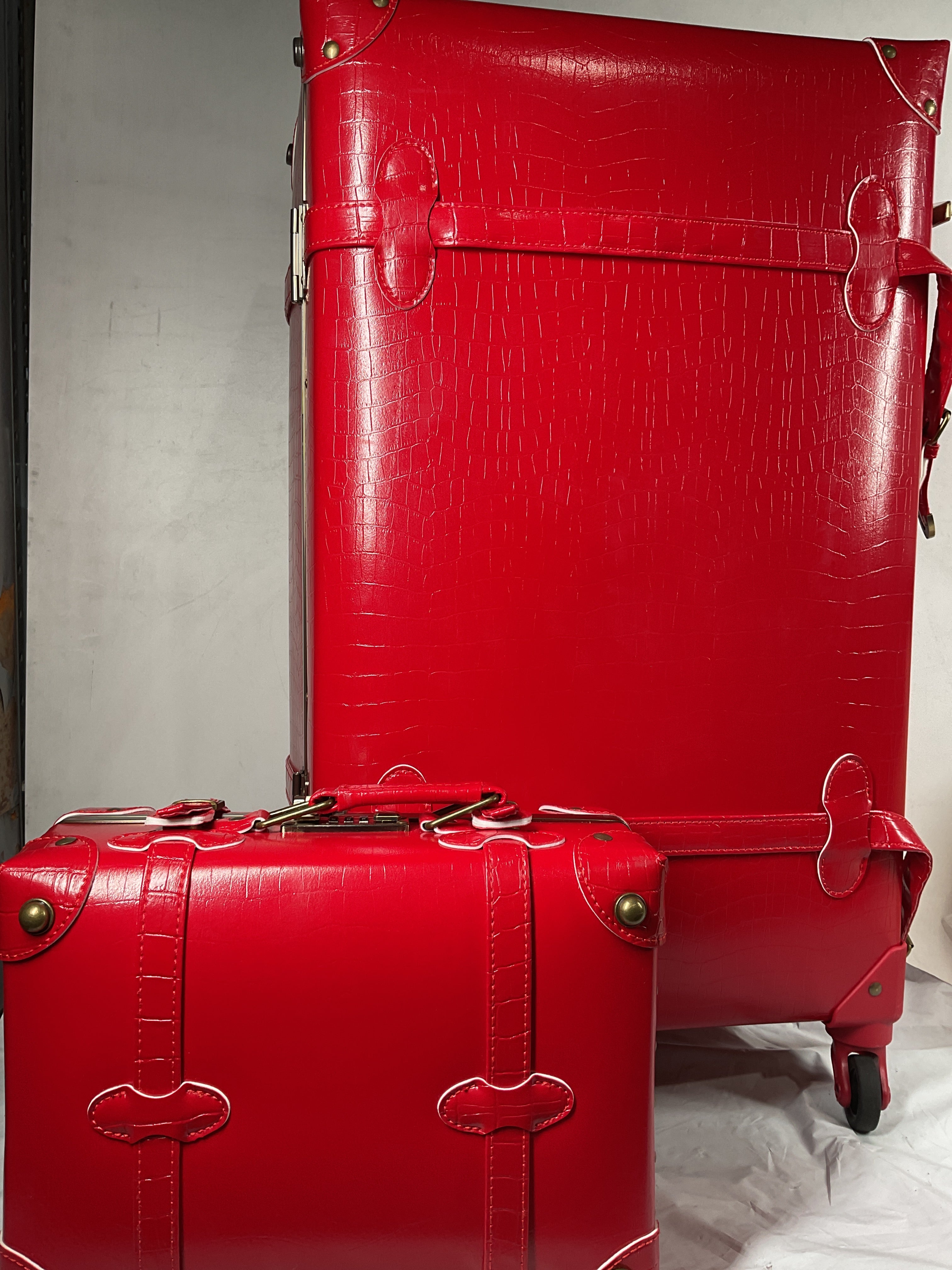 urecity Vintage Luggage Set of 2, Retro Suitcase Trunk with Wheels for Men and Women, Cute Designer Travel Luggage Set with Boarding Tote, Luggage Zipperless TSA Approved Red 20"+12" U1