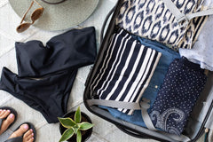 Samsonite Omni Pc Hardside Expandable Luggage with Spinner Wheels Caribbean Blue Checked Medium 24 Inch U13