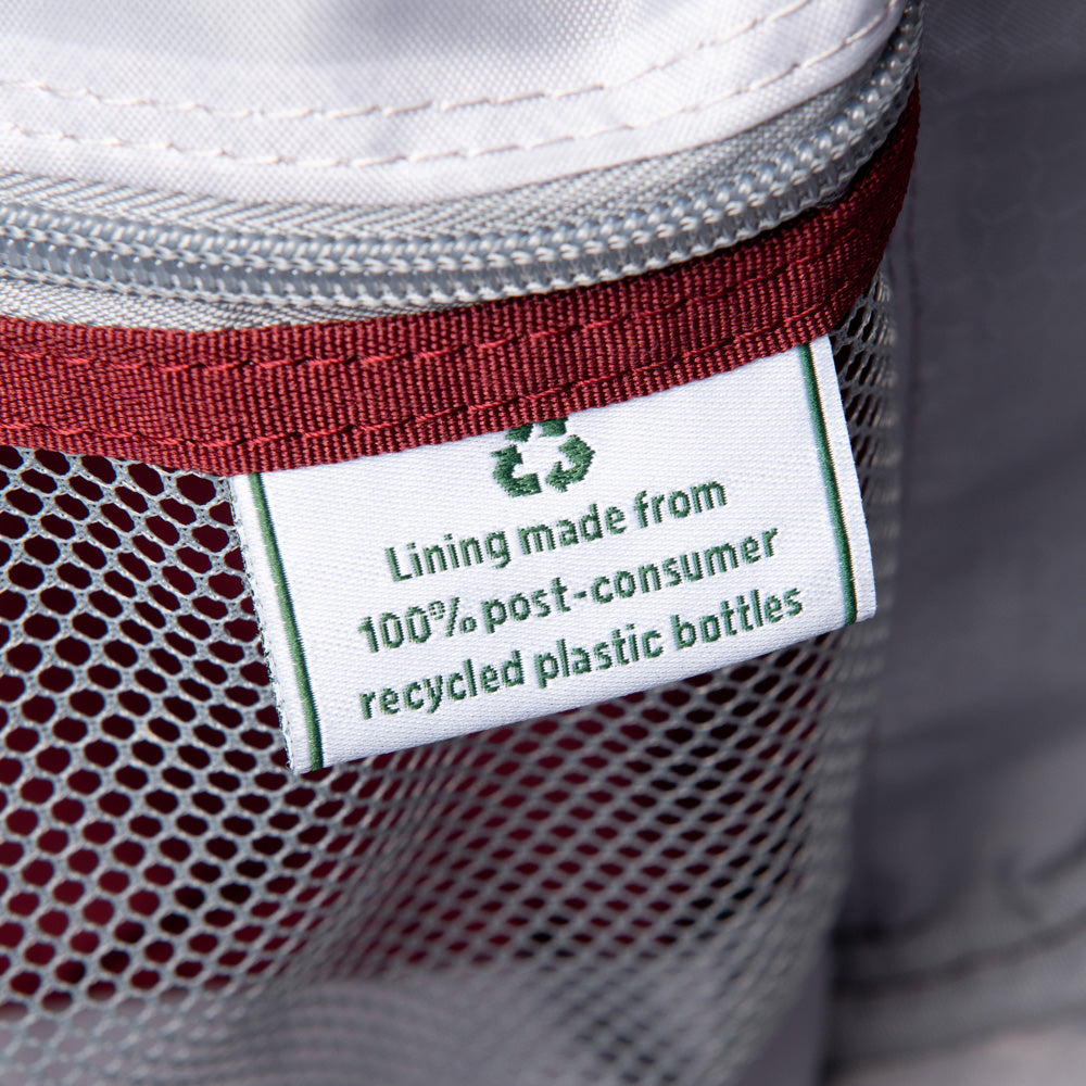 Travelpro Maxlite 5 Softside Lightweight Underseat Carry-On Travel Tote, Overnight Weekender Bag, Men and Women ( Burgundy , 18-Inch ) Burgundy 18 Inch U7