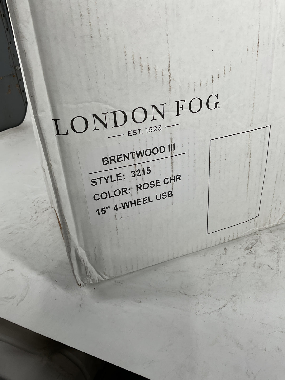 Brentwood III 15" 4-Wheel Under Seat Bag by London Fog Navy, Bronze 15 inches U1