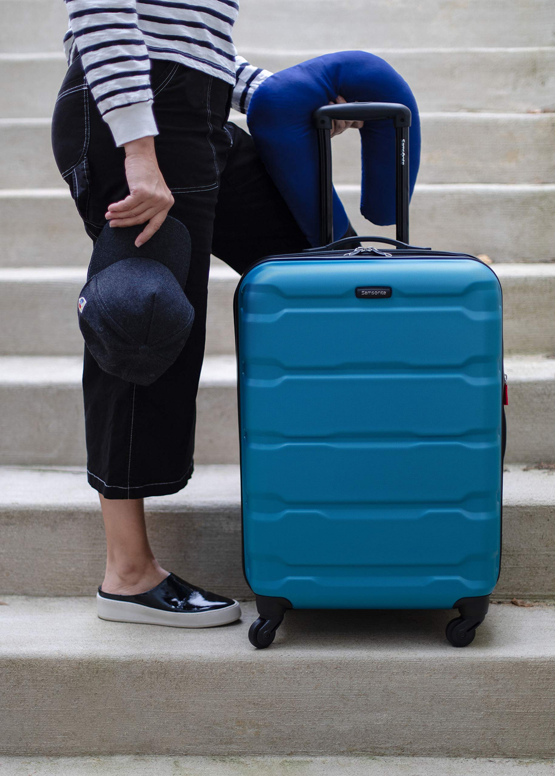 Samsonite Omni Pc Hardside Expandable Luggage with Spinner Wheels ( Caribbean Blue , Checked-Medium 24-Inch ) Caribbean Blue Checked Medium 24 Inch U15