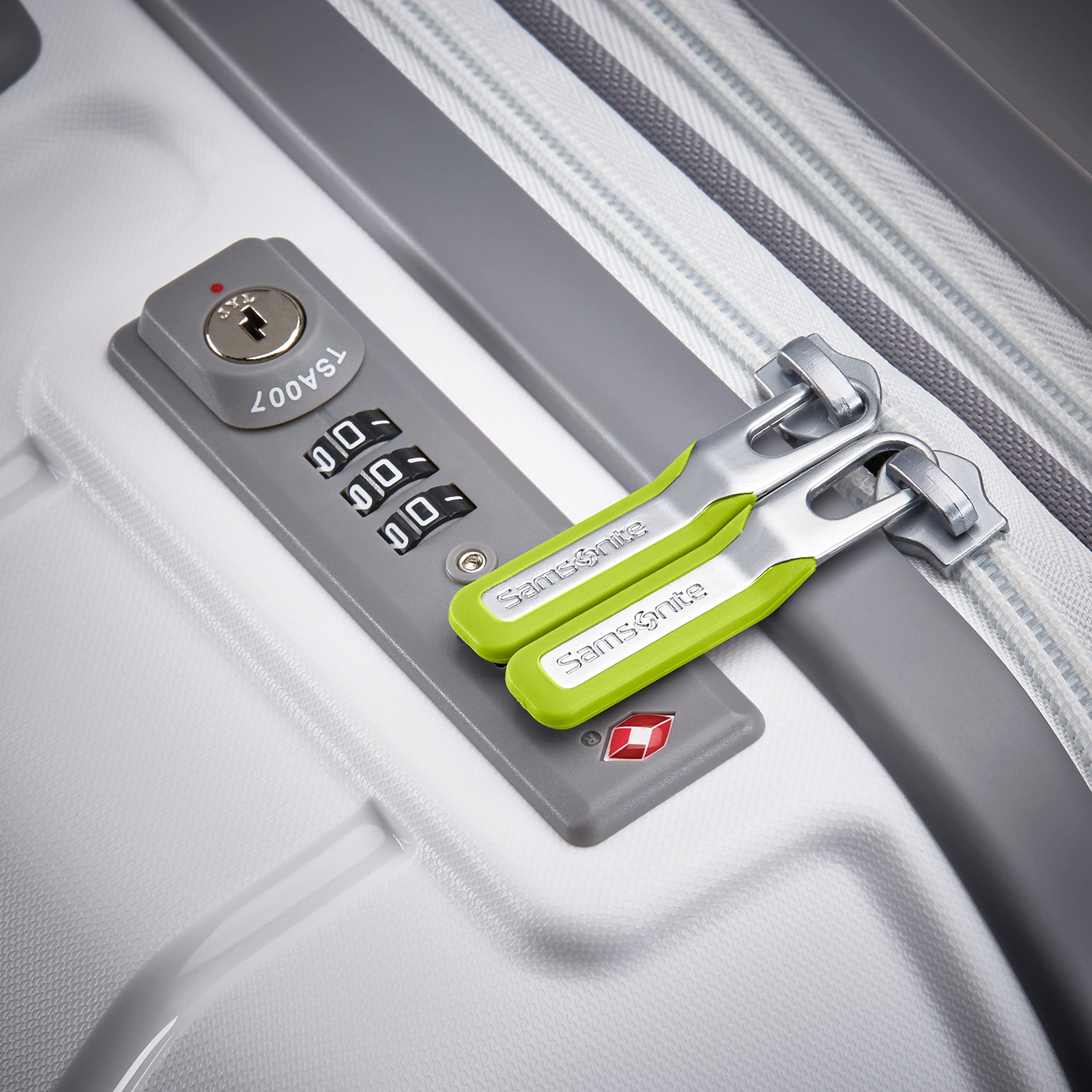 Samsonite Freeform Hardside Expandable with Double Spinner Wheels ( White/Grey , Carry-On 21-Inch ) White/Grey Carry On 21 Inch U6