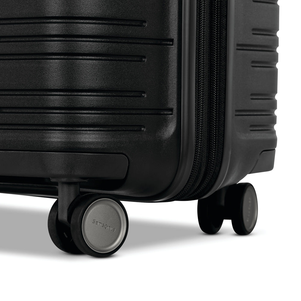 Samsonite Elevation Plus Carry-On Spinner ( Triple Black , One Size ) Triple Black One Size U1