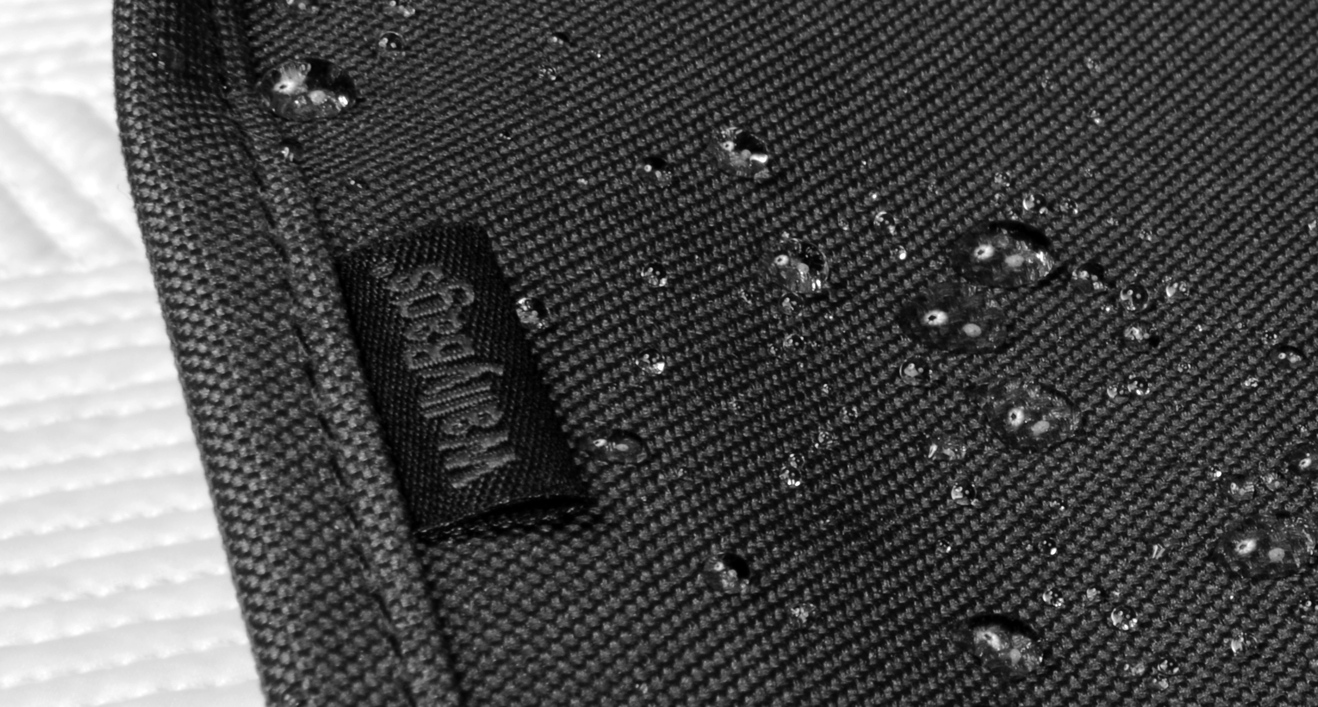 WallyBags® 52” Deluxe Travel Garment Bag with two pockets  ( Black , One Size ) Black One Size U1