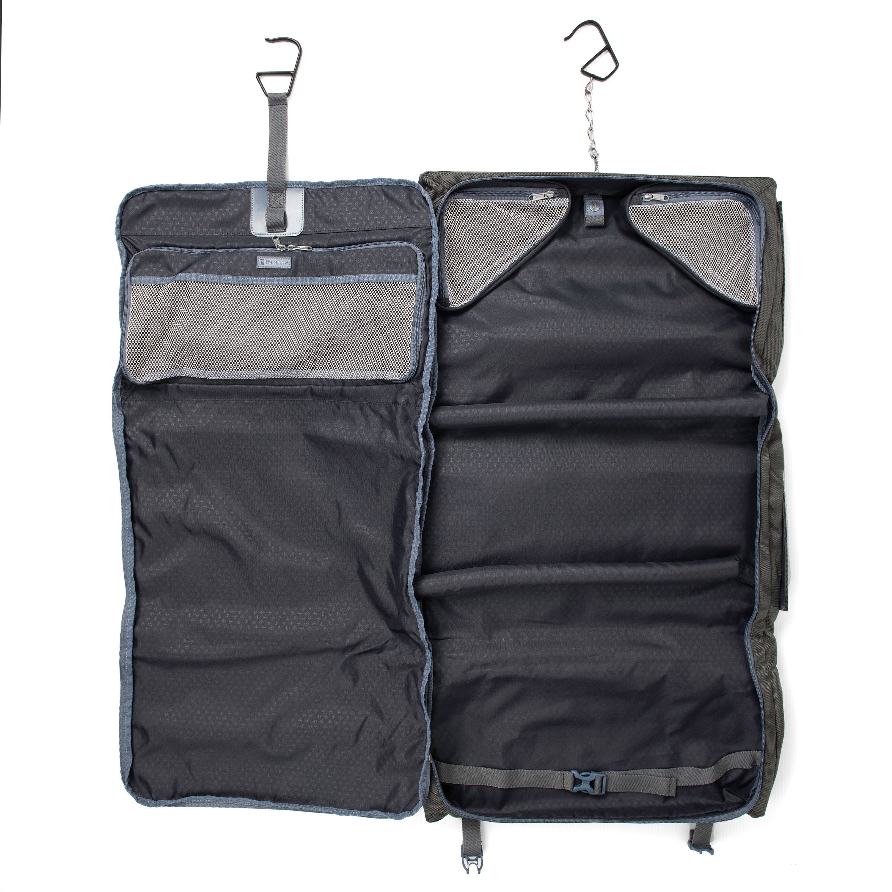 Travelpro Platinum Elite Tri-Fold Carry-On Garment Bag, Men and Women U1