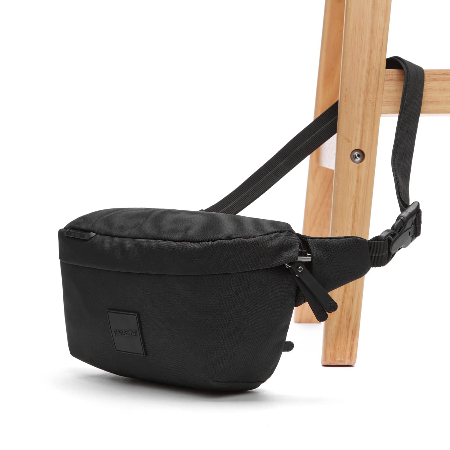 Pacsafe Go Anti Theft Sling Pack ( Black , One Size ) Black One Size U2