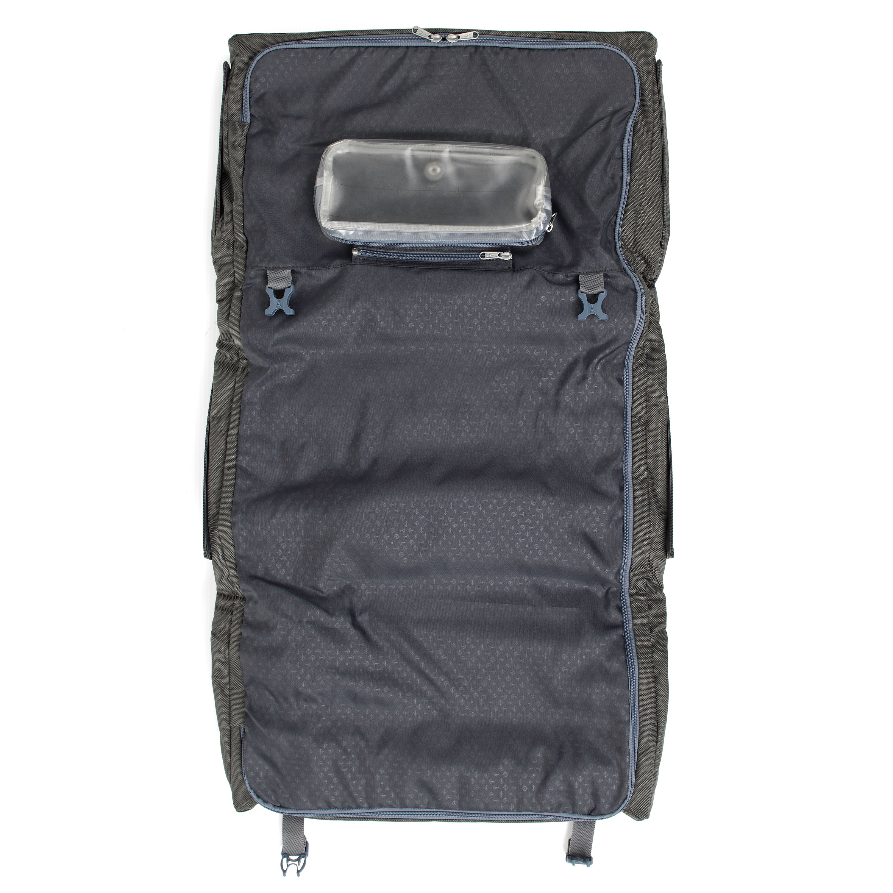 Travelpro Platinum Elite Tri-Fold Carry-On Garment Bag, Men and Women U2