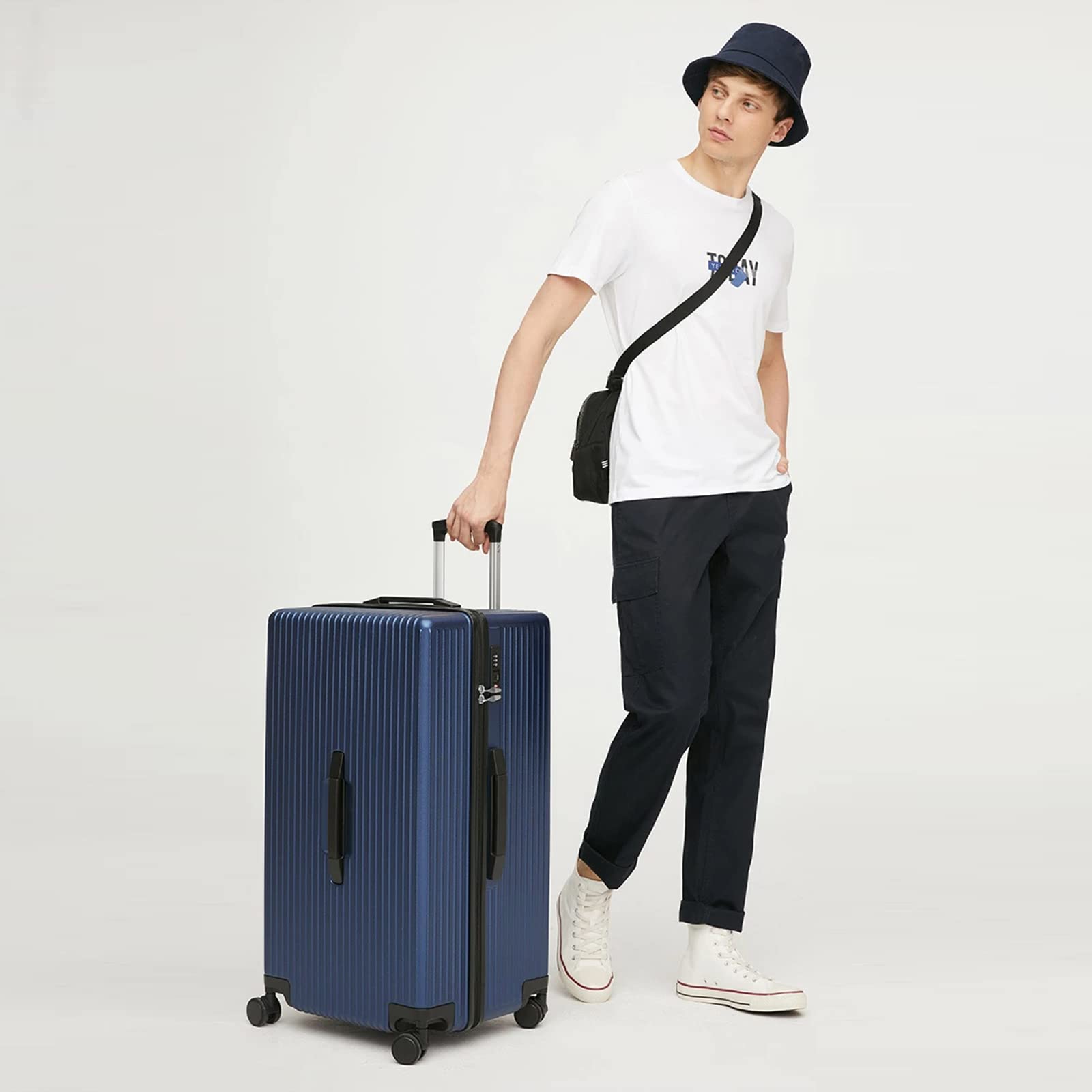 PRIMICIA GinzaTravel Trunk Luggage, 28 Inch Luggage with Spinner Wheels, Scratch resistant texture Lightweight PC material with TSA Lock（Family Travel Series ） (Dark Blue) Dark Blue 28inch-suitcase U1