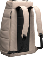 D_b_ Hugger Backpack Fogbow Beige 30 L U2