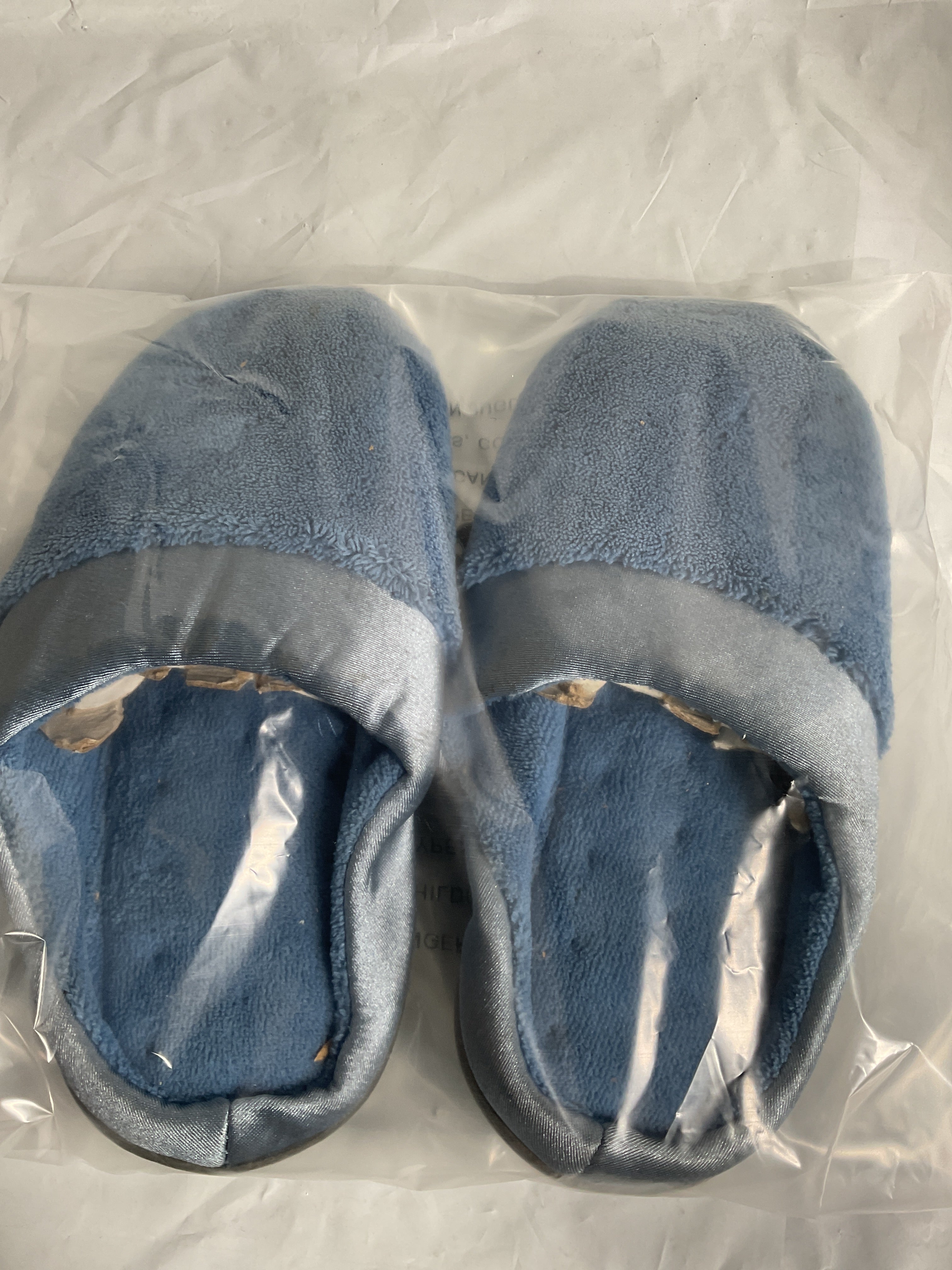 Isotoner Women's Microterry PillowStep Satin Cuff Clog Slippers ( Denim , Small / 6.5-7 B(M) US ) Denim Small 6 5 7 B M US U1