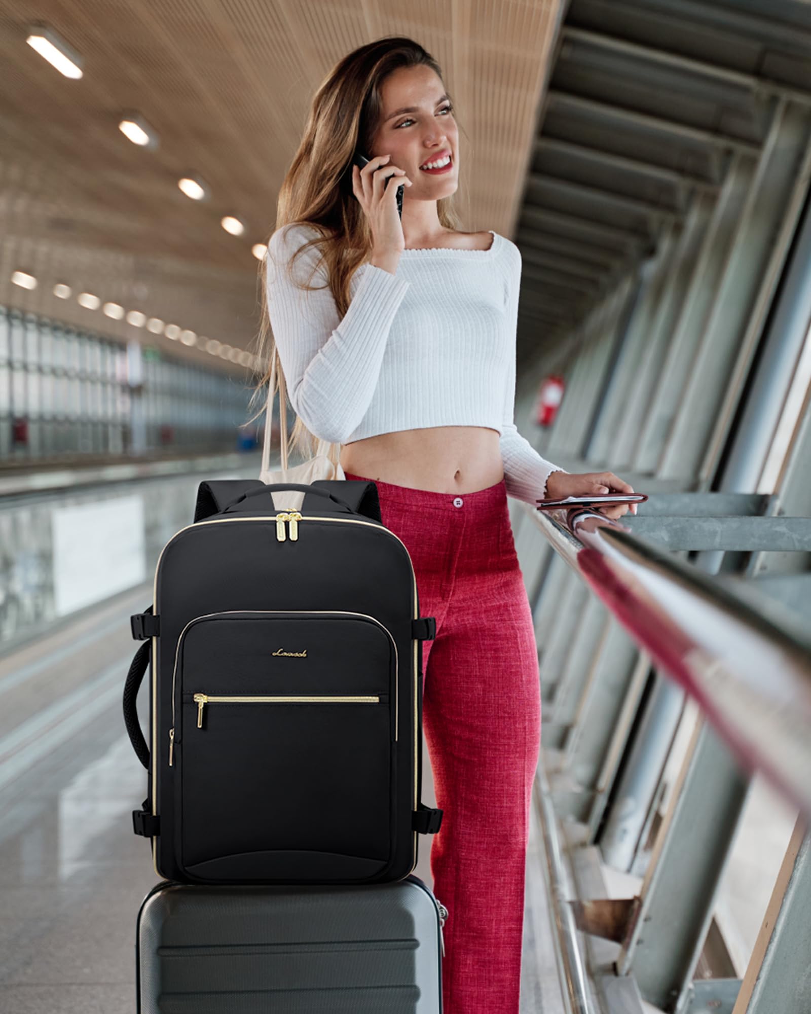 LOVEVOOK Travel Backpack for Women & Men 40L,Airline Approved Carry On Backpack Travel Essentials,TSA Carry on Luggage,Waterproof Personal Item Travel Bag,Suitcase with 3 Packing Cubes,Black-Black Black-black Large-40L-4Pcs U1
