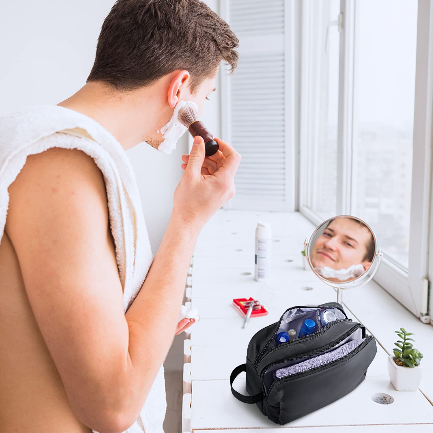 BAGSMART Toiletry Bag for Men, Travel Toiletry Organizer Dopp Kit Water-resistant Shaving Bag for Toiletries Accessories, Door Room Essentials,Black-basic Black-basic Medium U1
