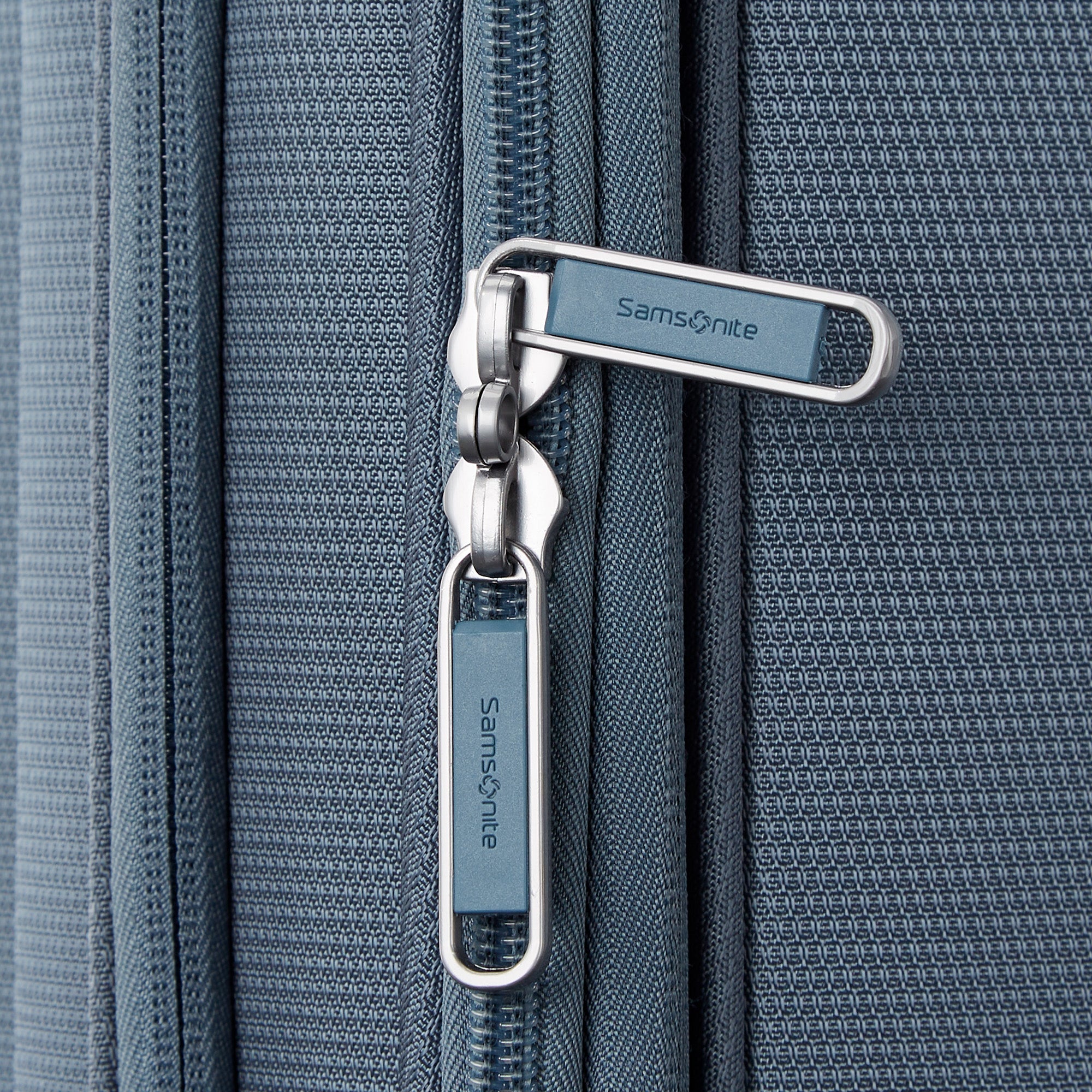Samsonite UpLIFT Lightweight Softside Expandable Luggage ( Jade Green , Large Checked ) Jade Green Large Checked U1