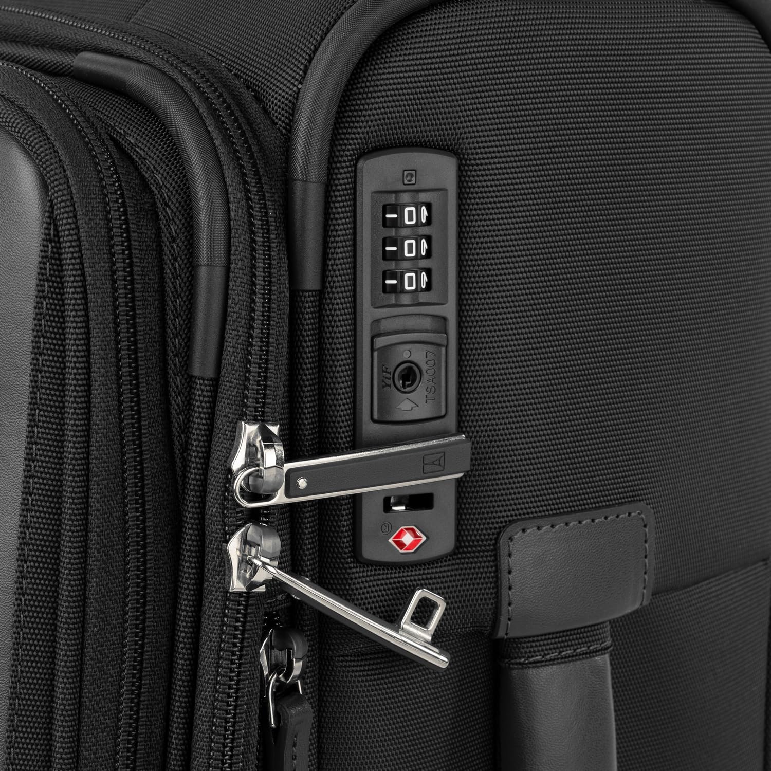 Travelpro Versapack + Lightweight Softside Expandable Checked Luggage, 8 Spinner Suitcase, TSA Lock, Men and Women ( Black , Checked Medium 25-Inch ) Black Checked Medium 25 Inch U2