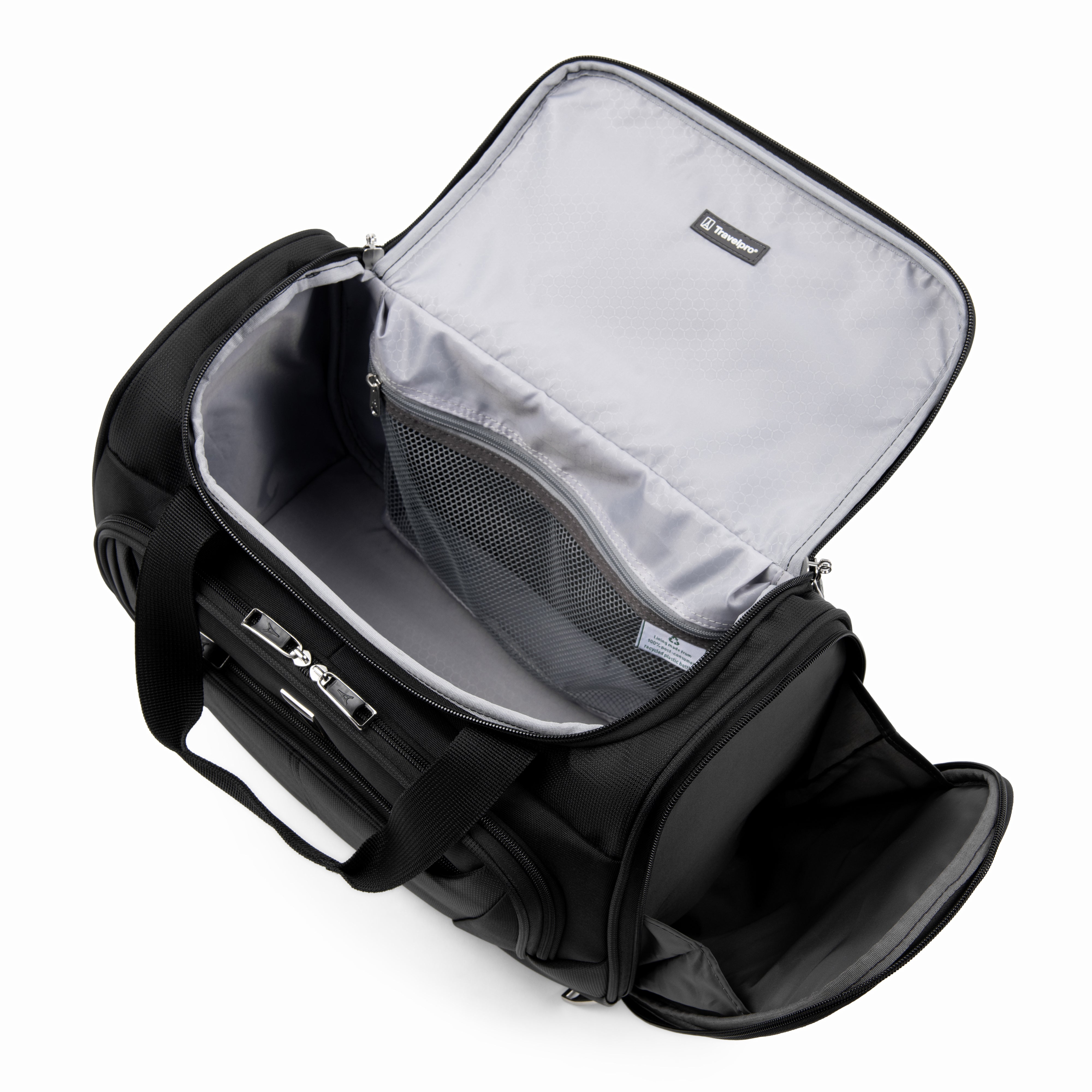 Travelpro Maxlite 5 Softside Lightweight Underseat Carry-On Travel Tote, Overnight Weekender Bag, Men and Women ( Black , 18-Inch ) Black 18 Inch U31