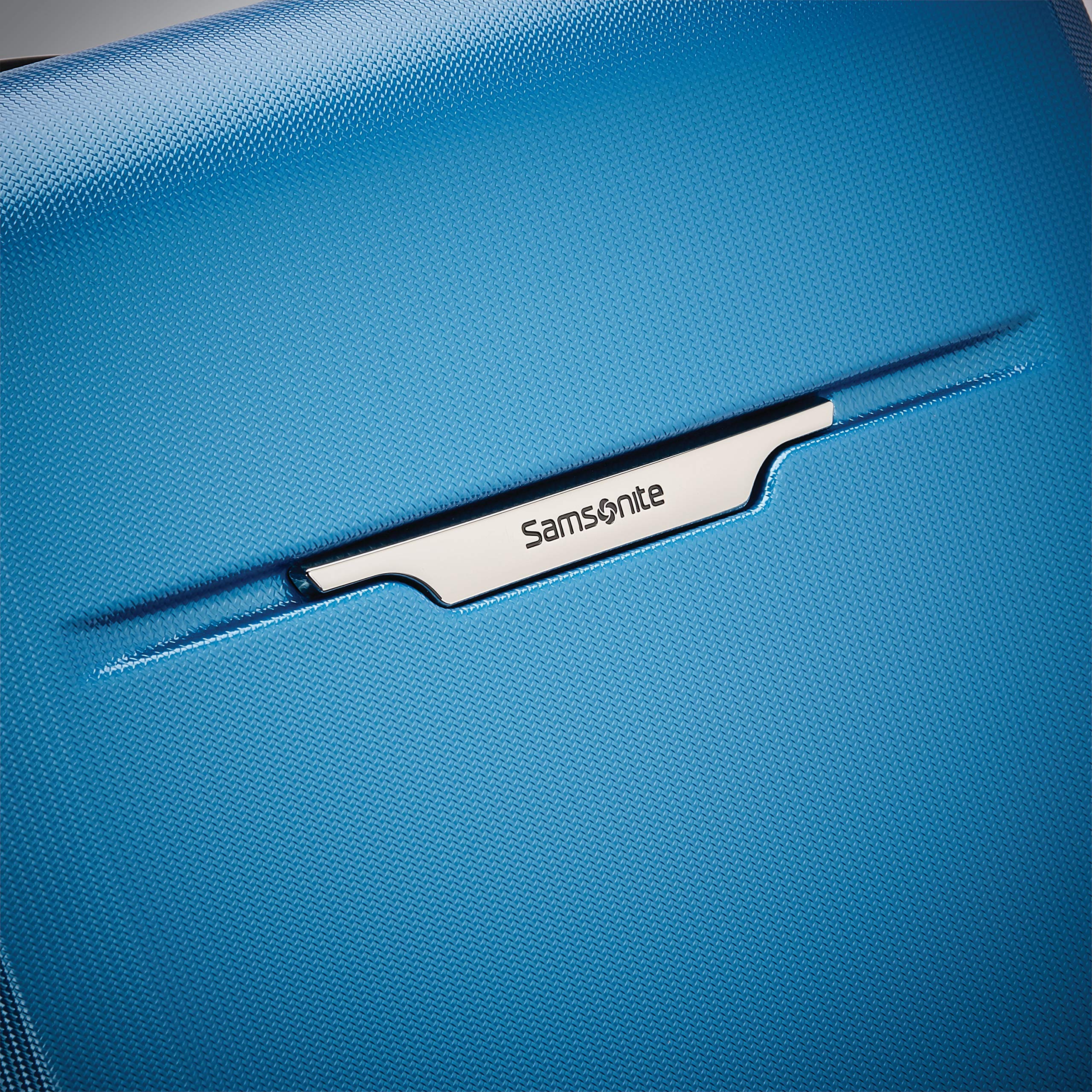 Samsonite Winfield 3 DLX Spinner U3