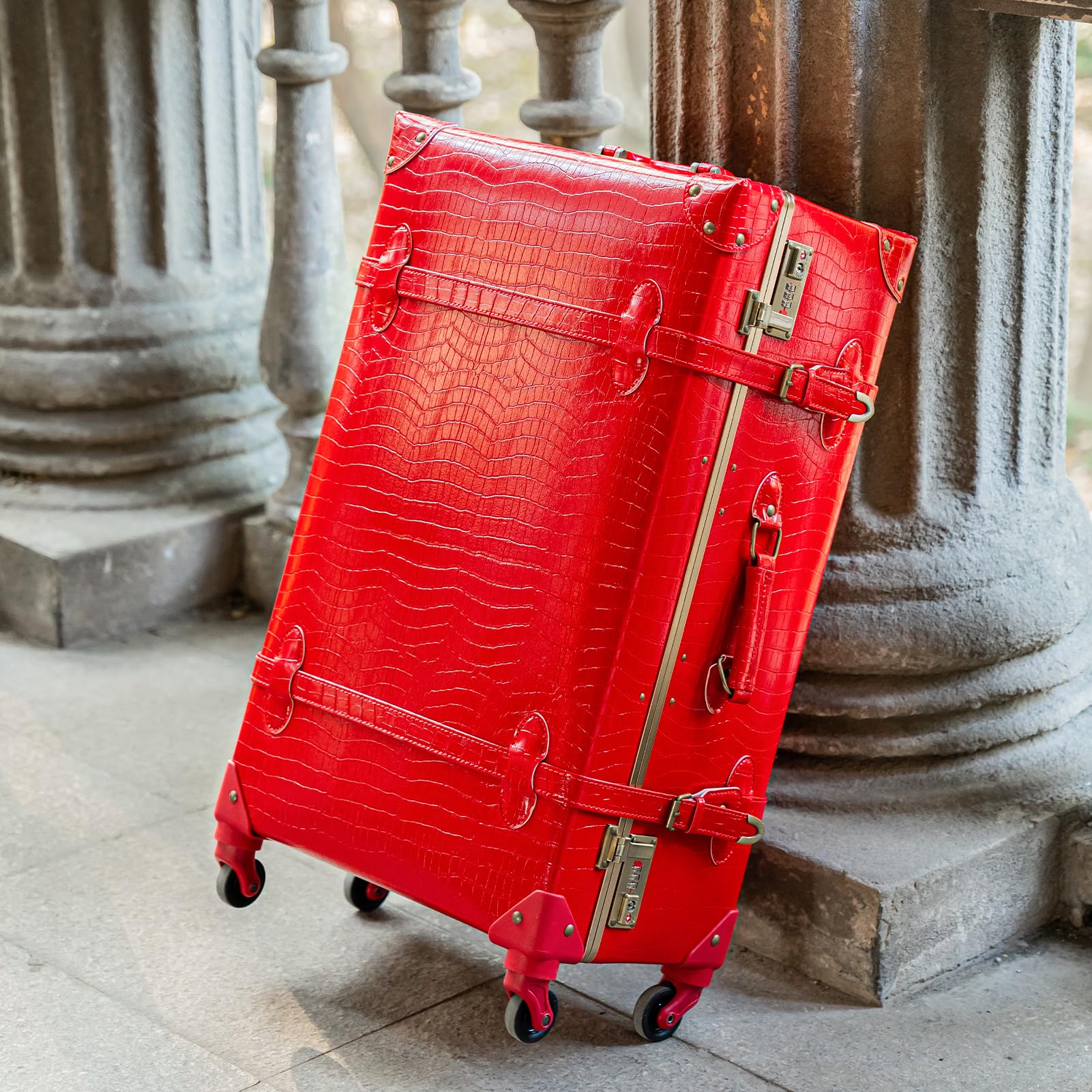 urecity Vintage Luggage Set of 2, Retro Suitcase Trunk with Wheels for Men and Women, Cute Designer Travel Luggage Set with Boarding Tote, Luggage Zipperless TSA Approved Red 20"+12" U1