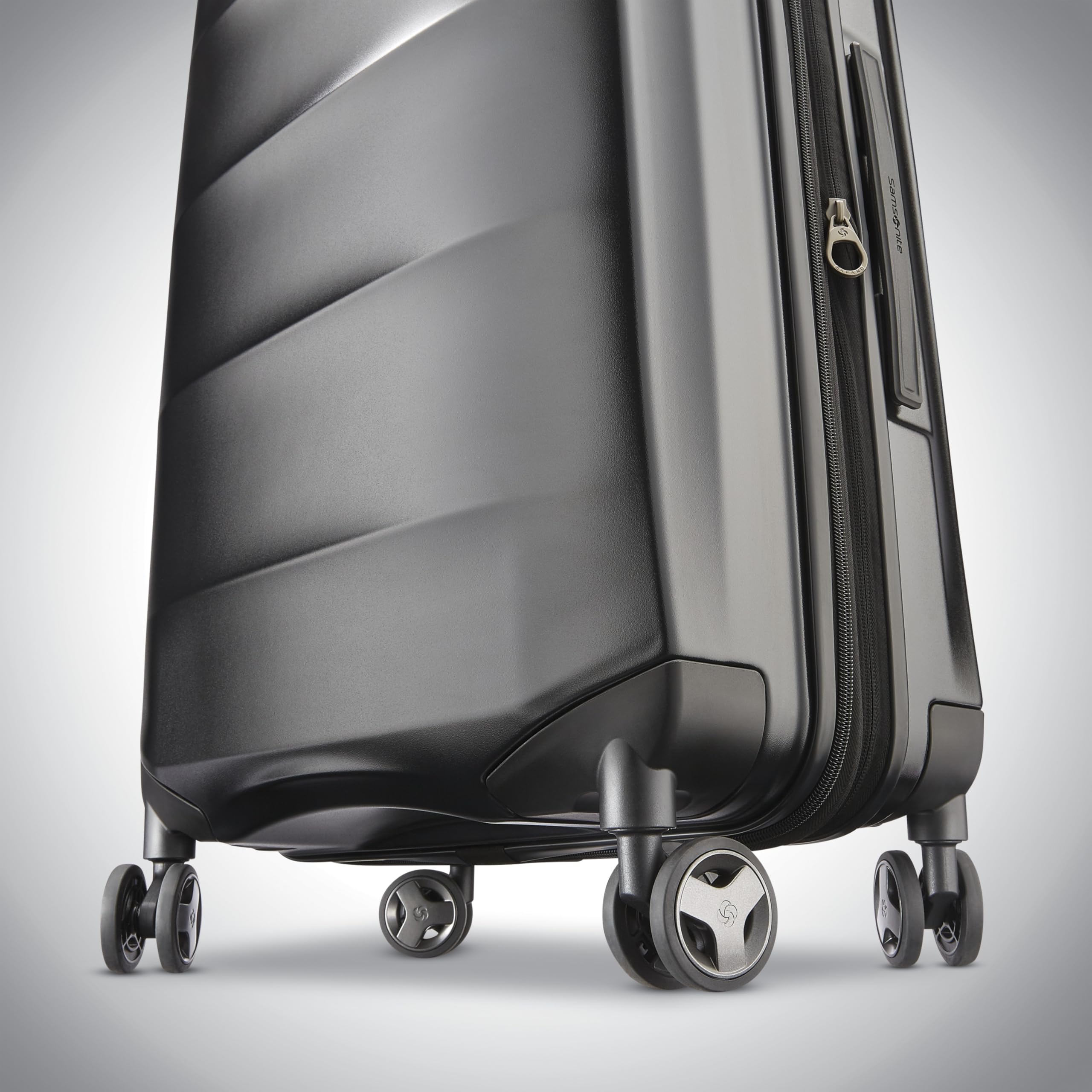 Samsonite Octiv Pro 3-Piece Hardside Lightweight (21/24/28) Front Pocket Carry-On Pro, Medium & Large-Checked Luggage Set, Expandable, Four Spinner Wheels, Adjustable Handle, TSA Lock – Black Stealth Black 3-Piece Set (Pro 21 with Front Pocket/  U1