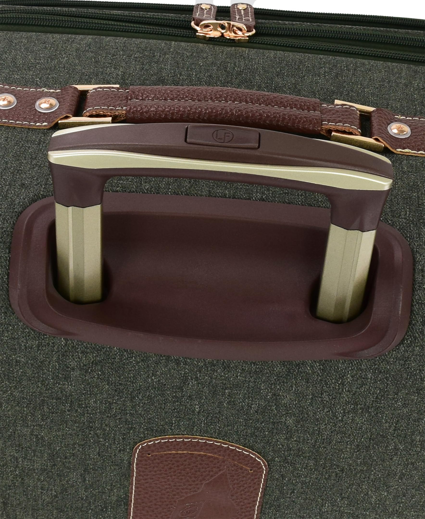 London Fog Wallington Moss 25" Expandable Spinner Moss 25" U1