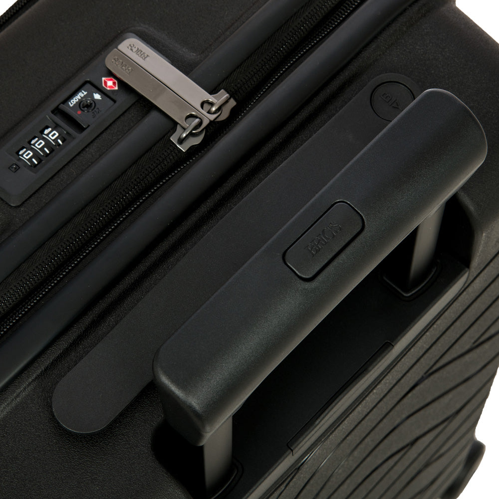 Bric's B|Y Ulisse 21" Expandable Spinner w/Pocket ( Black , One Size ) Black One Size U1