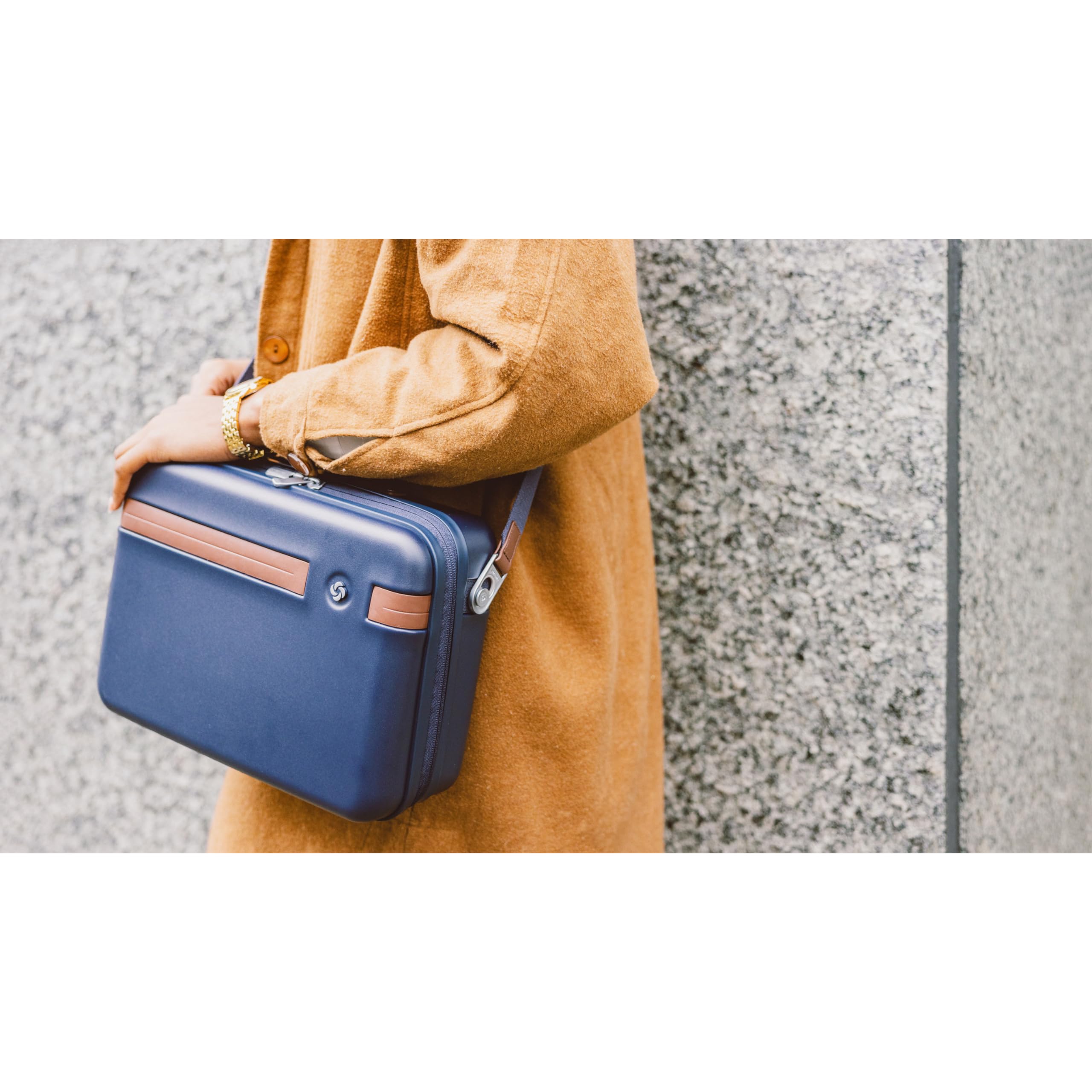 Samsonite Virtuosa Hardside Train Case, Crossbody Travel Makeup Case with Removable Strap ( Navy , One Size ) Navy One Size U1