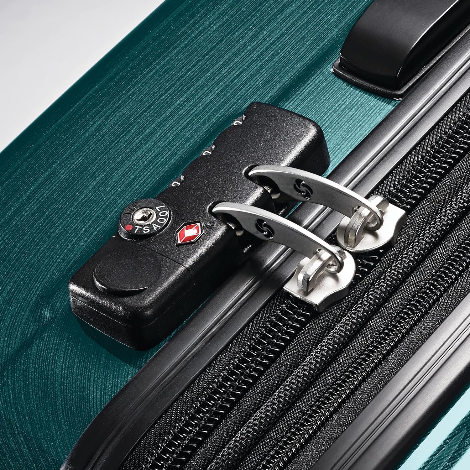 Samsonite Winfield 2 Hardside Expandable Luggage with Spinner Wheels, Checked-Large 28-Inch, Cactus Green Cactus Green Checked-Large Spinner U1