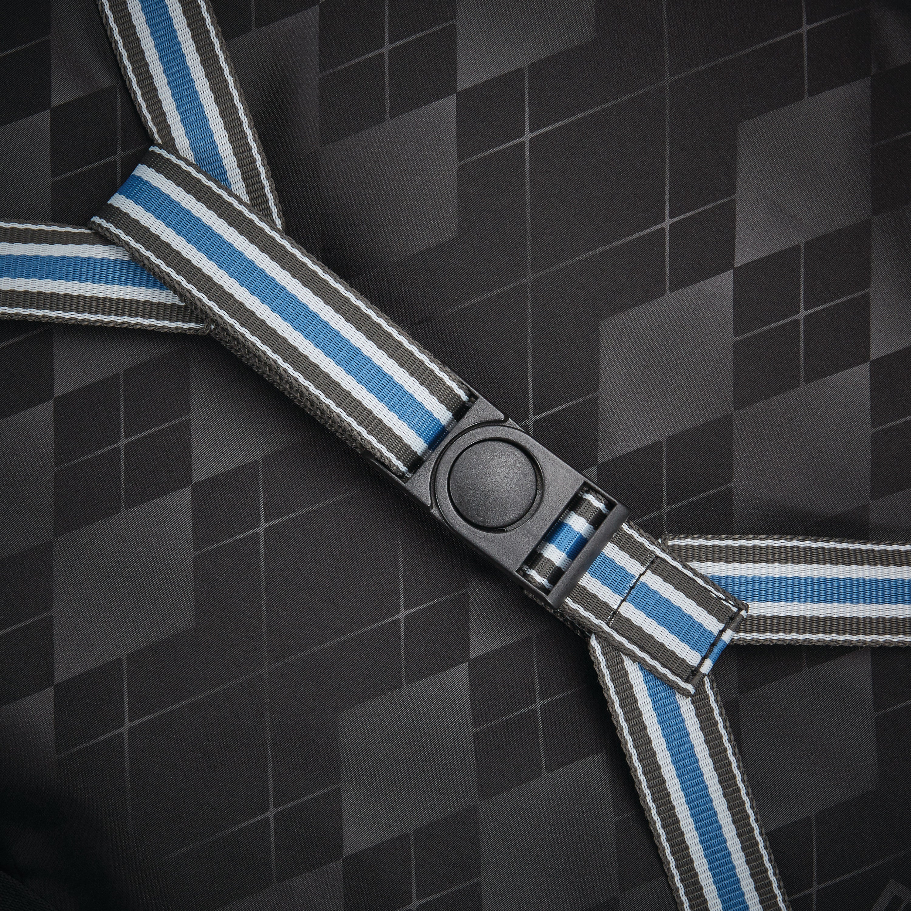 Hartmann Herringbone Deluxe Extended Journey Expandable Spinner ( Black Herringbone , One Size ) Black Herringbone One Size U2