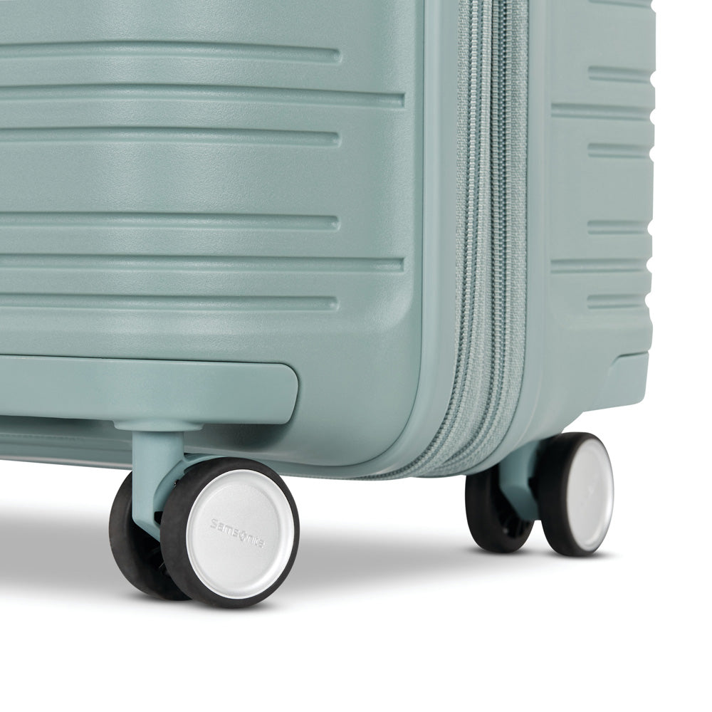 Samsonite Elevation Plus Carry-On Spinner ( Cypress Green , One Size ) Cypress Green One Size U2