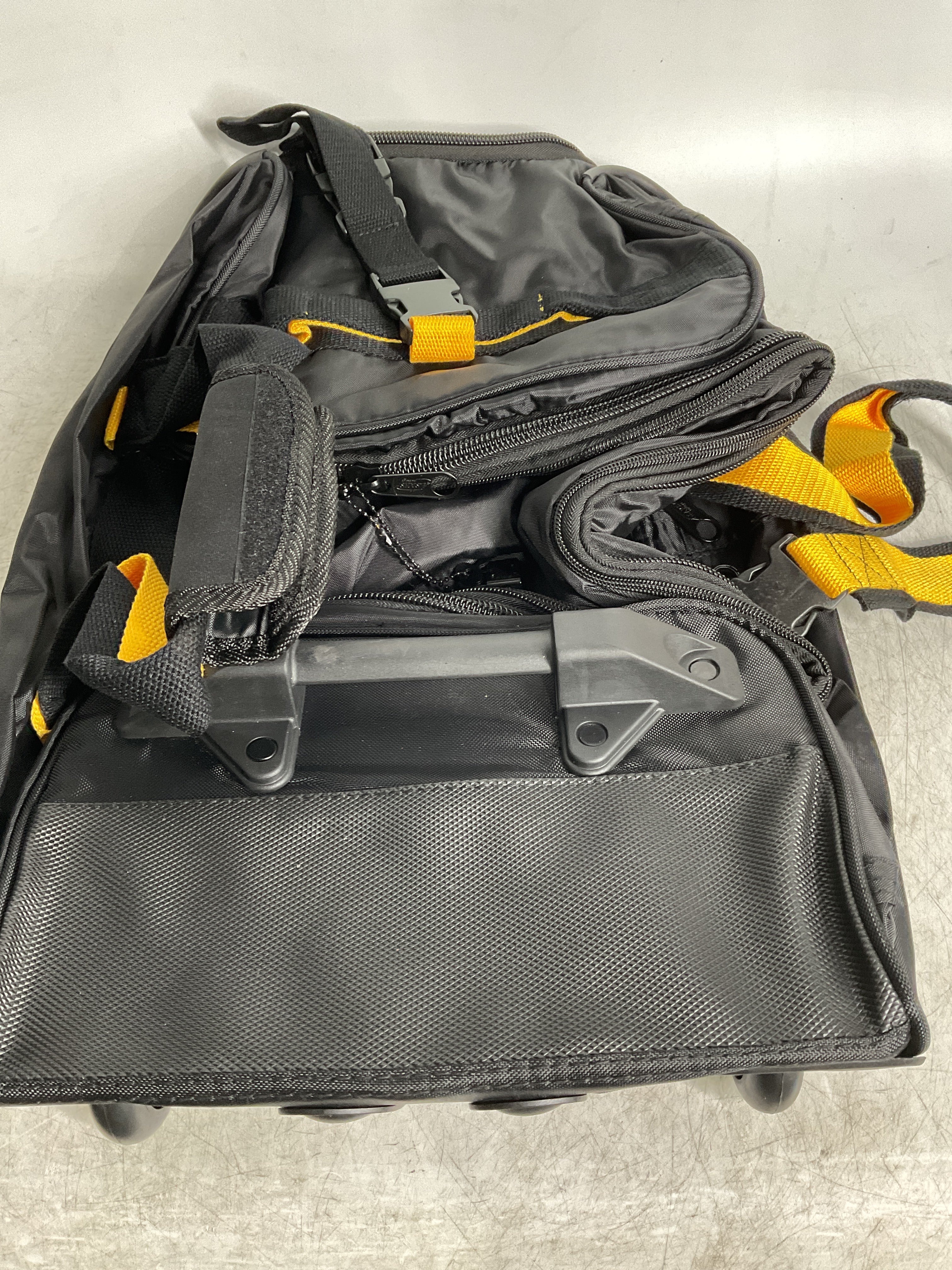 A.SAKS Luggage Lightweight Rolling Trolley Duffel with Wheels ( Black , One Size ) Black One Size U13