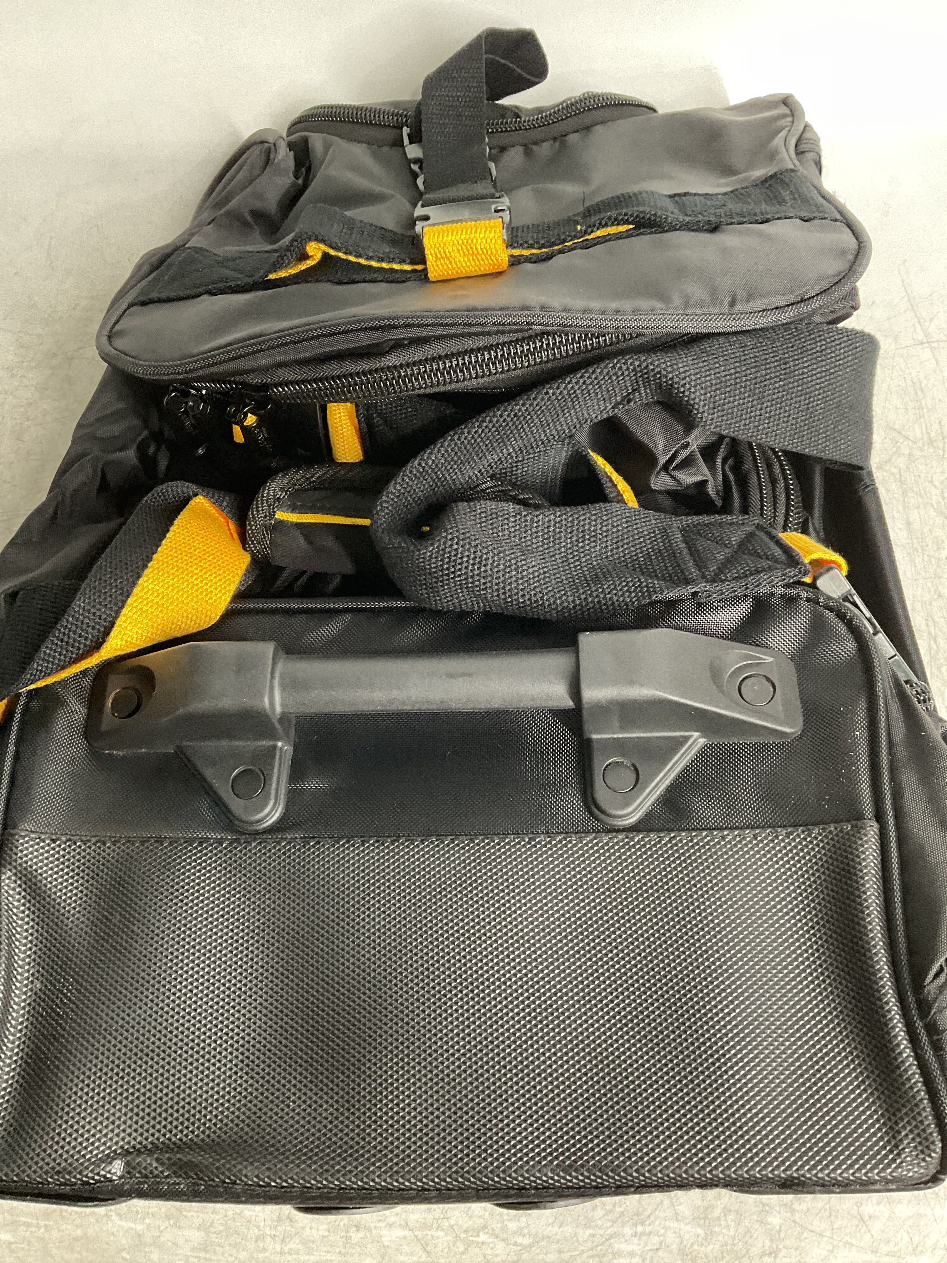 A.SAKS Luggage Lightweight Rolling Trolley Duffel with Wheels ( Black , One Size ) Black One Size U14