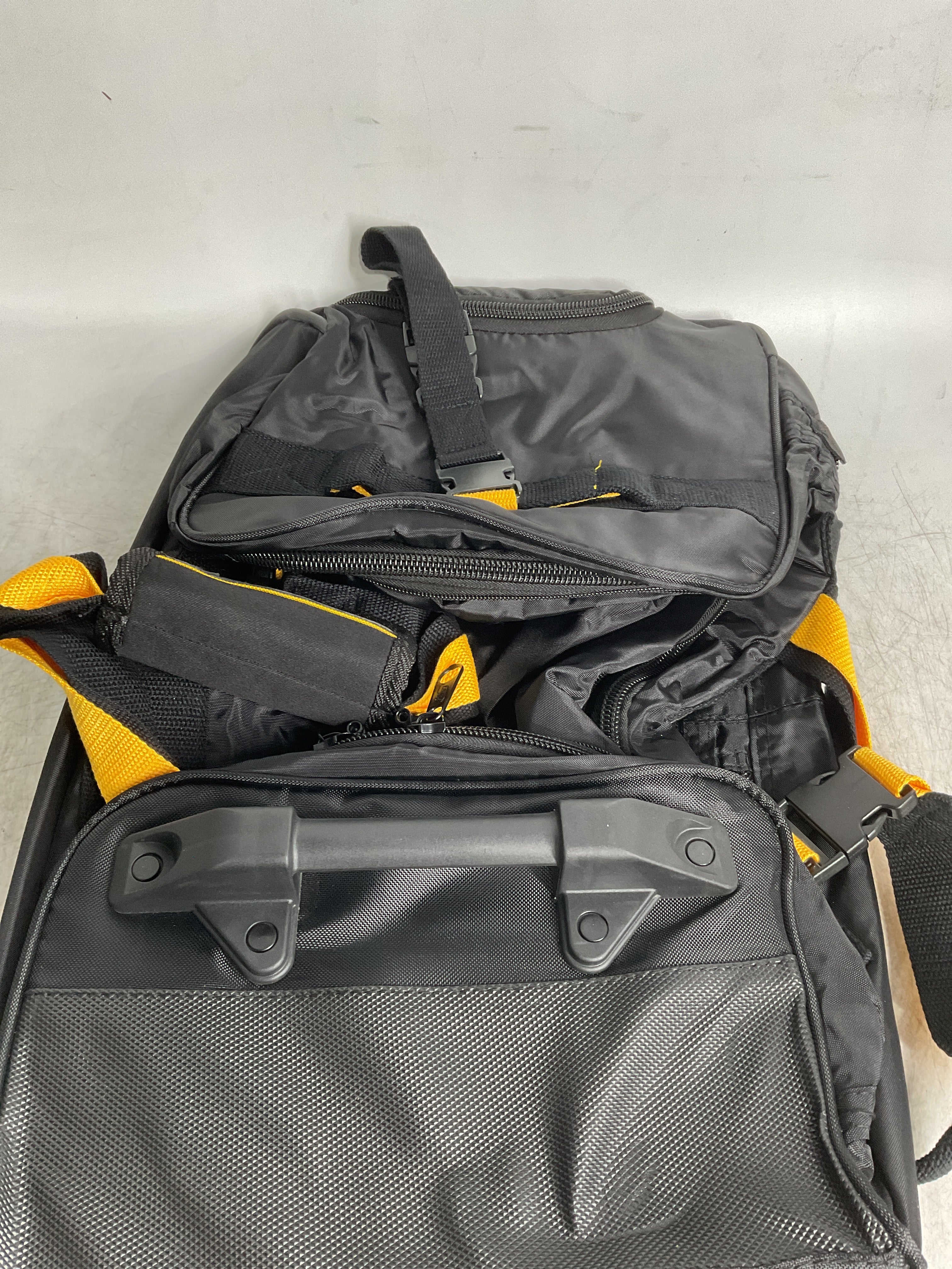 A.SAKS Luggage Lightweight Rolling Trolley Duffel with Wheels ( Black , One Size ) Black One Size U15