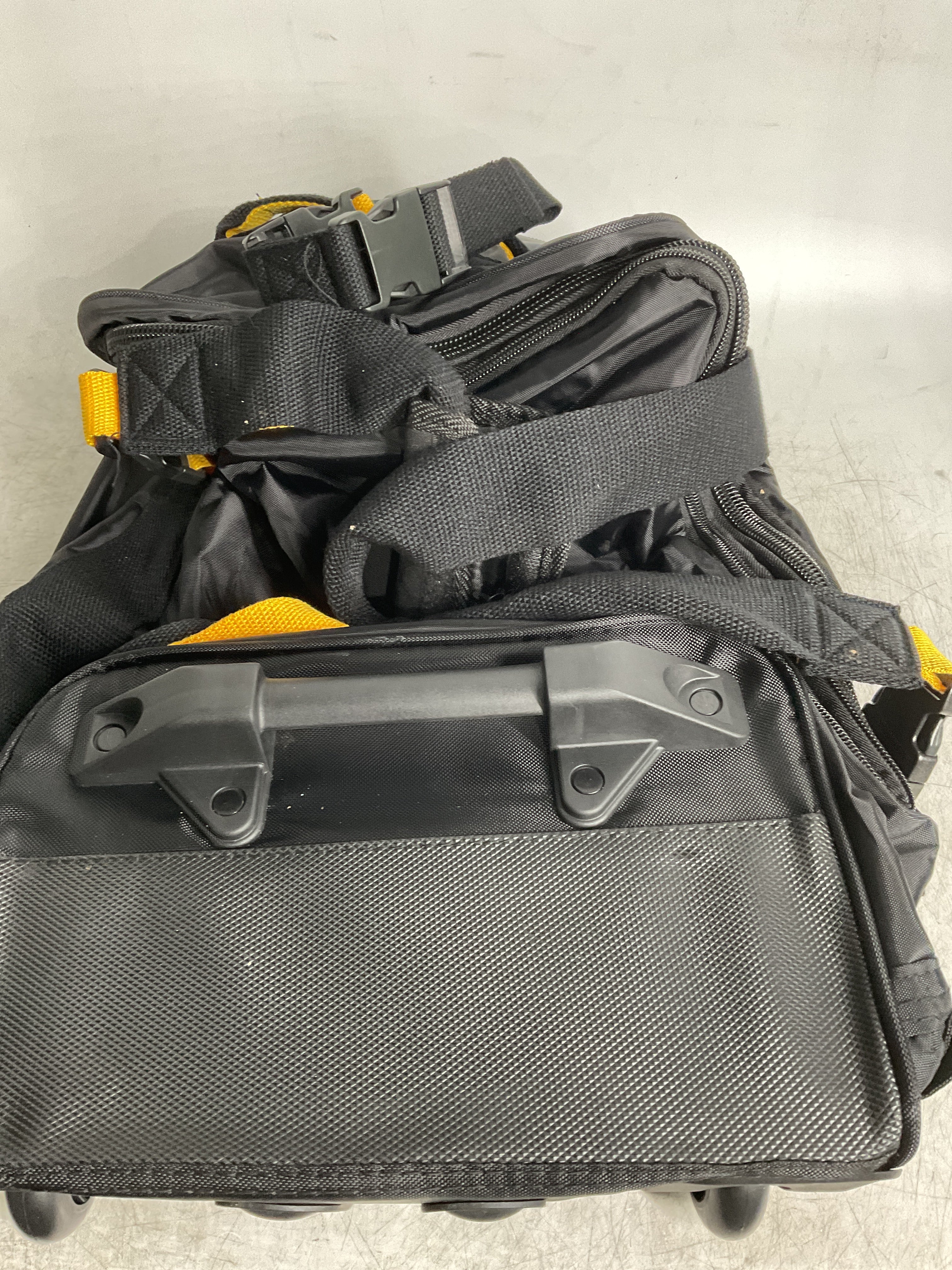 A.SAKS Luggage Lightweight Rolling Trolley Duffel with Wheels ( Black , One Size ) Black One Size U18