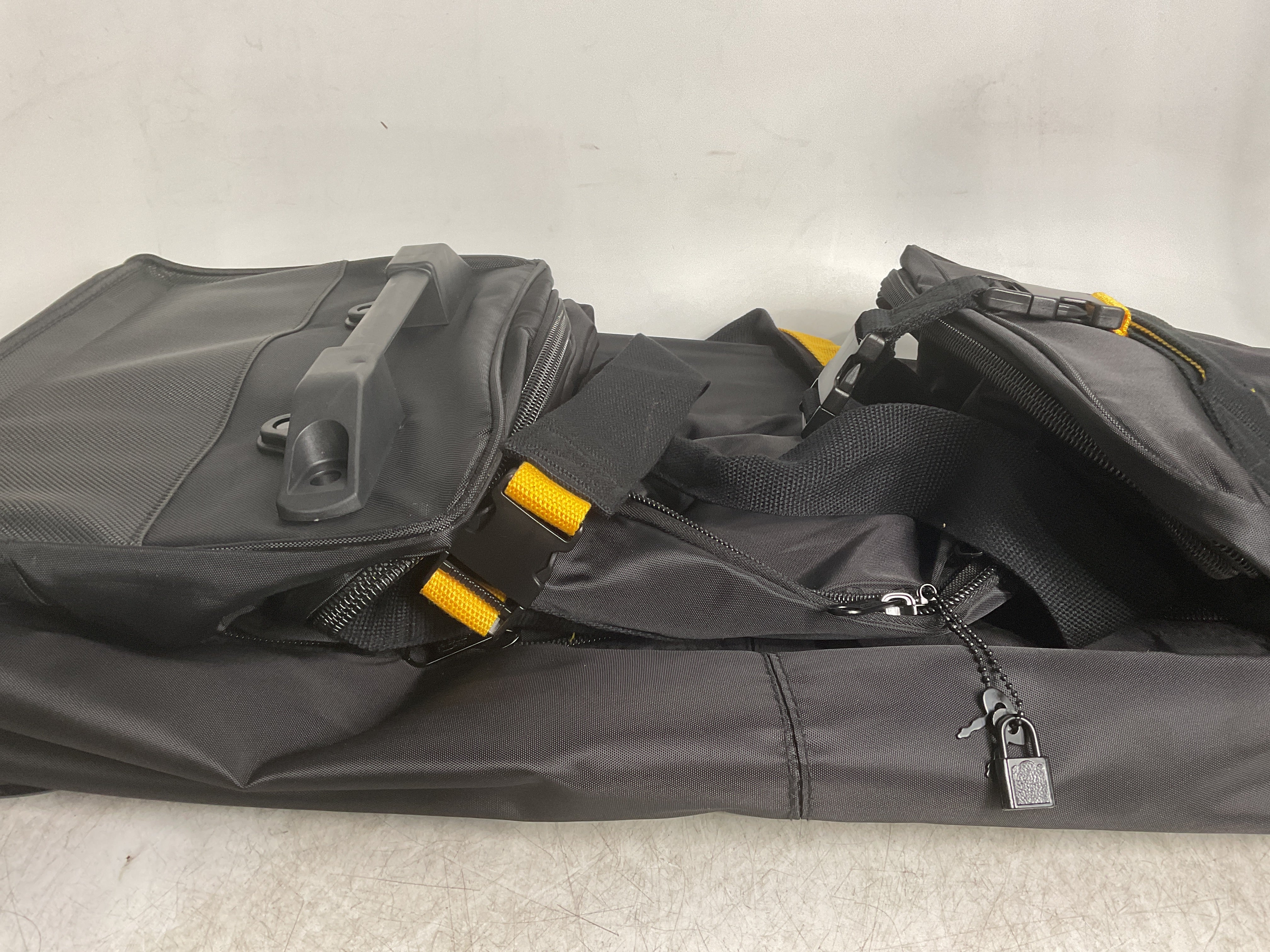 A.SAKS Luggage Lightweight Rolling Trolley Duffel with Wheels ( Black , One Size ) Black One Size U13