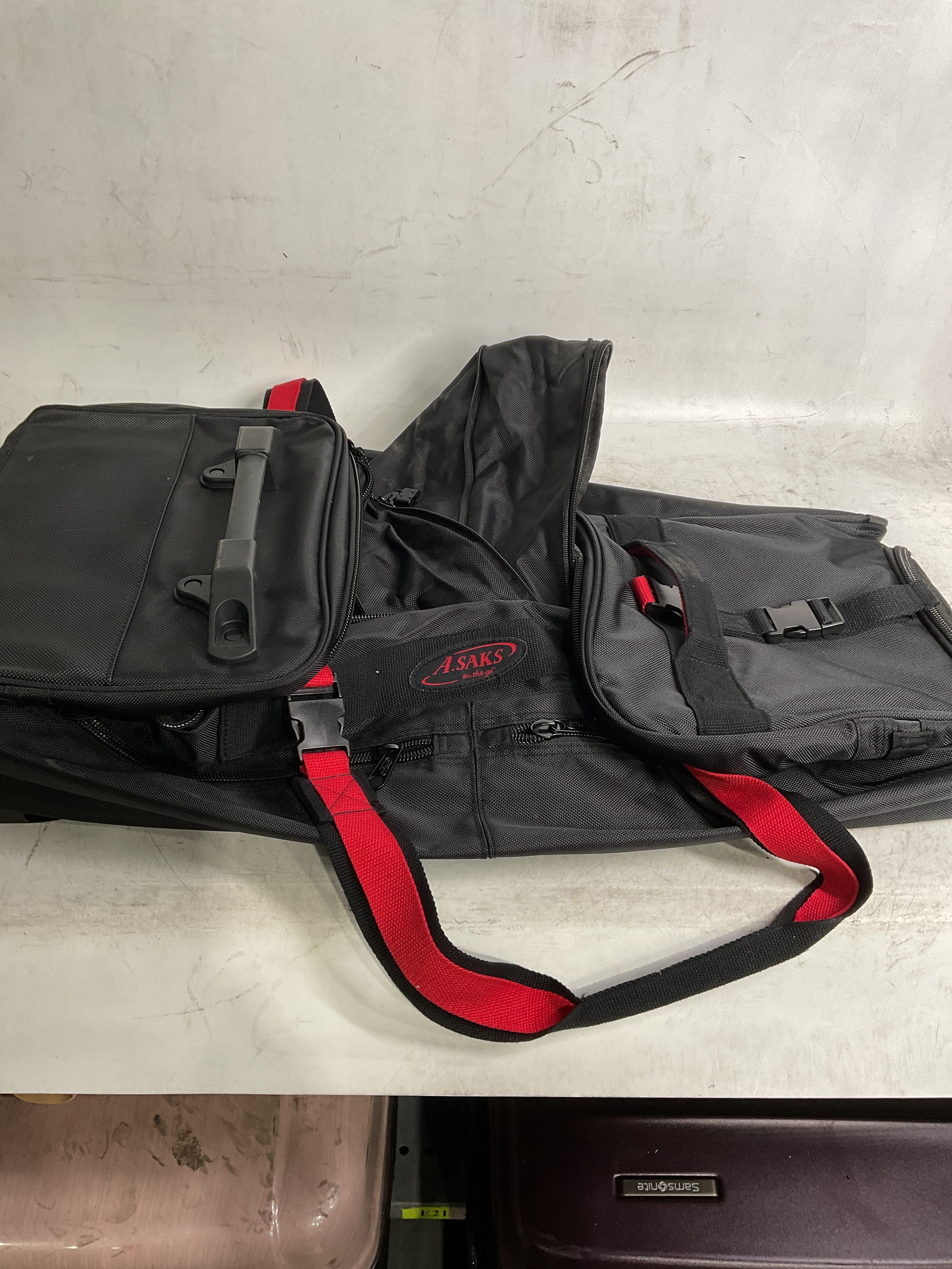 A.SAKS Luggage Lightweight Rolling Trolley Duffel with Wheels ( Black/Red , One Size ) Black/Red One Size U7